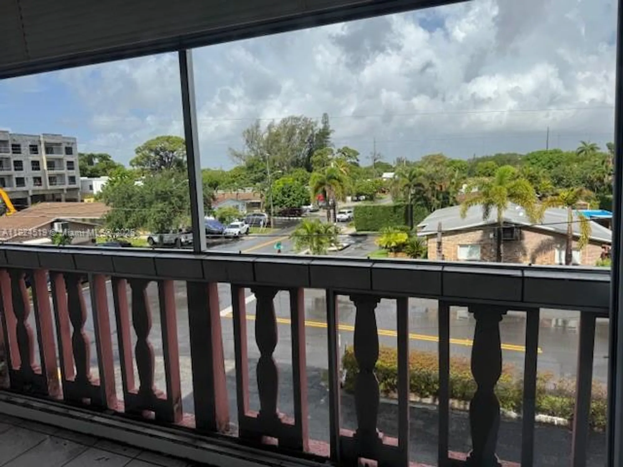 Property Slideshow image 32 of 32 | 215 se 3rd ave 307b, Hallandale Beach, FL, 33009
