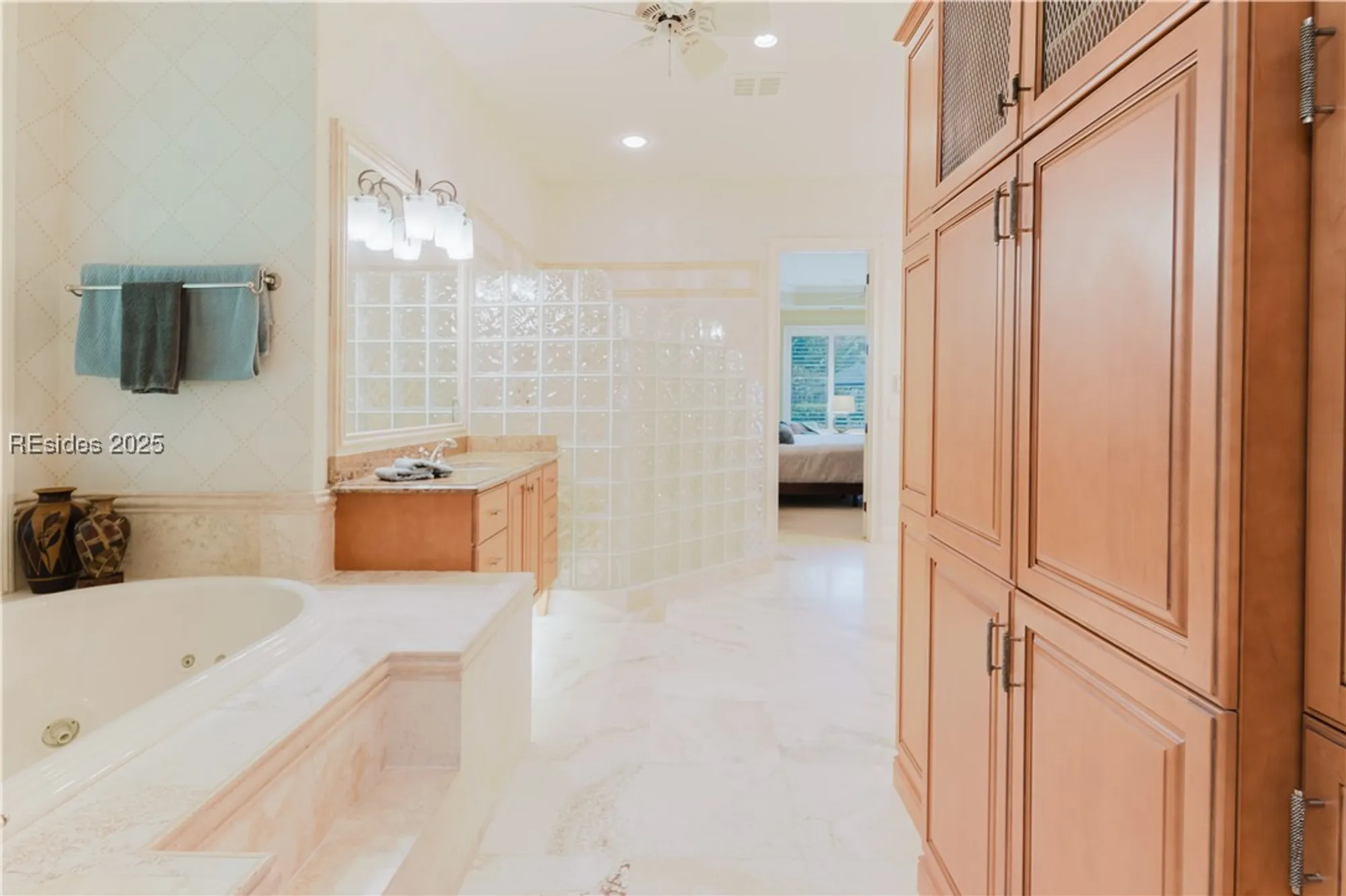 Property Slideshow image 31 of 95 | 27 heather ln, Hilton Head Island, SC, 29926