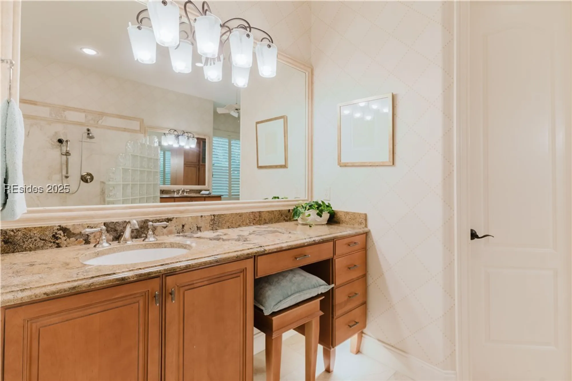 Property Slideshow image 33 of 95 | 27 heather ln, Hilton Head Island, SC, 29926