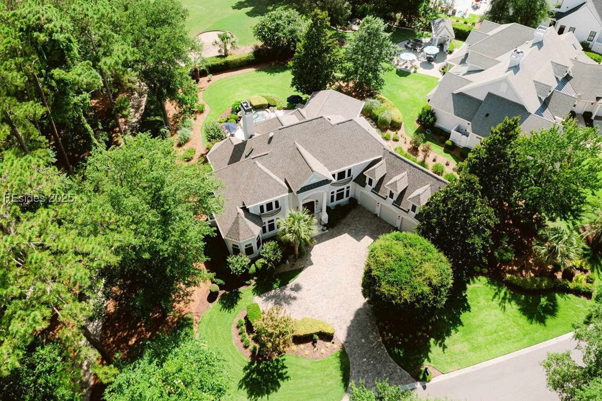 Property Slideshow image 76 of 95 | 27 heather ln, Hilton Head Island, SC, 29926