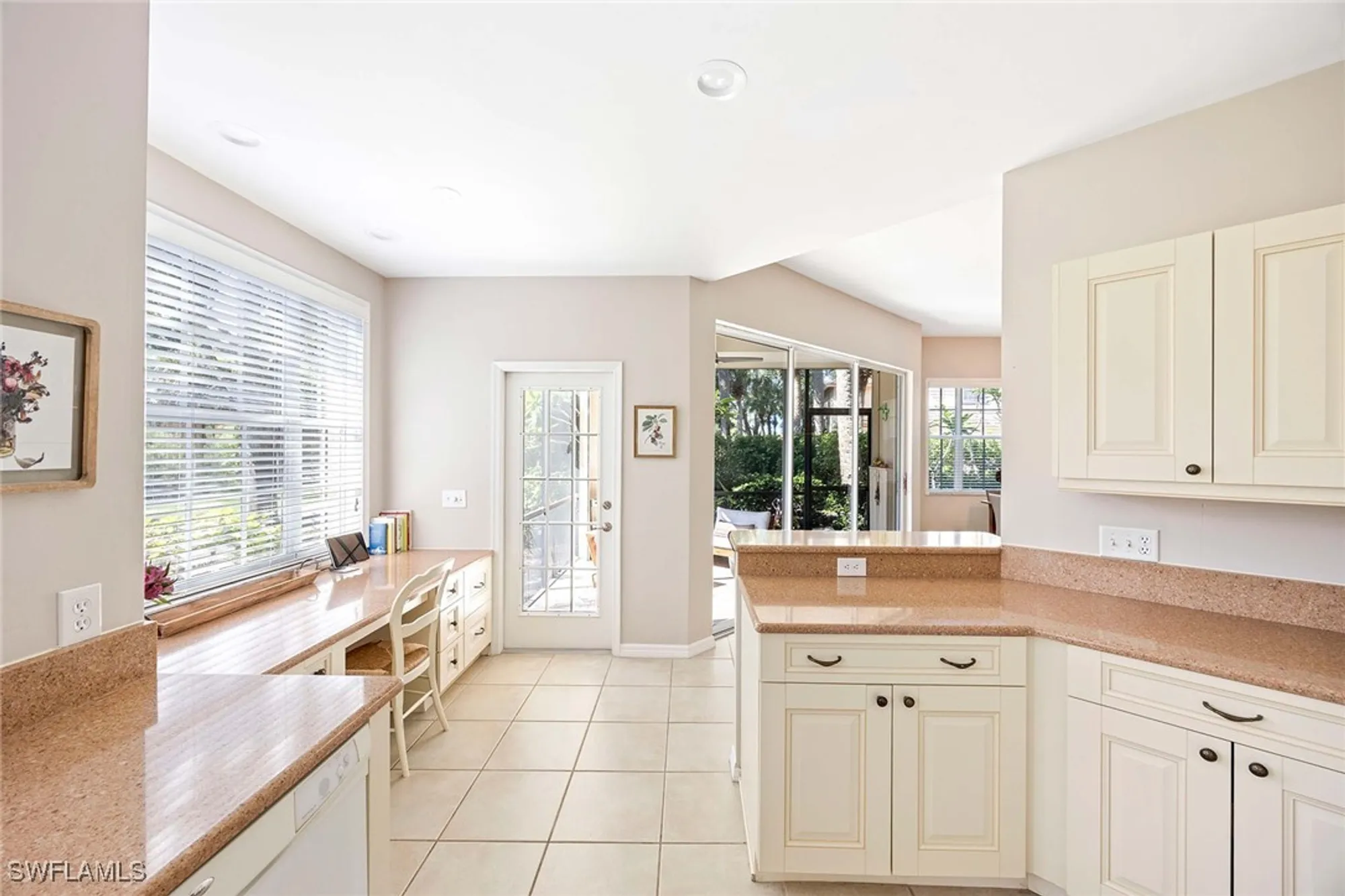 Property Slideshow image 14 of 44 | 24400 reserve ct 103, Bonita Springs, FL, 34134