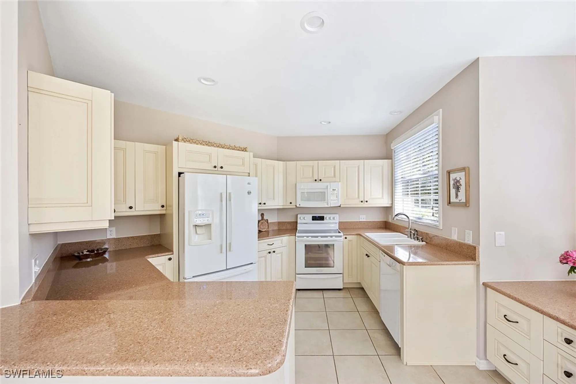 Property Slideshow image 12 of 44 | 24400 reserve ct 103, Bonita Springs, FL, 34134