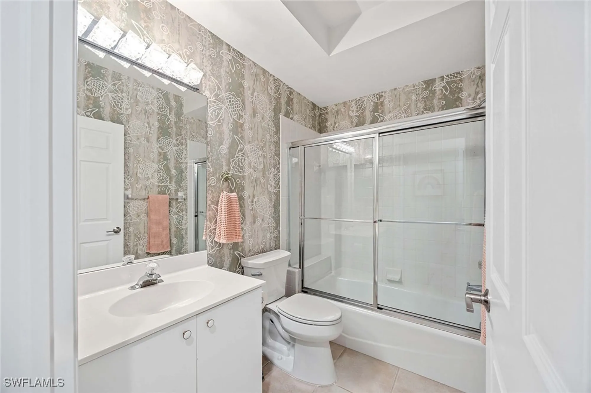 Property Slideshow image 20 of 44 | 24400 reserve ct 103, Bonita Springs, FL, 34134