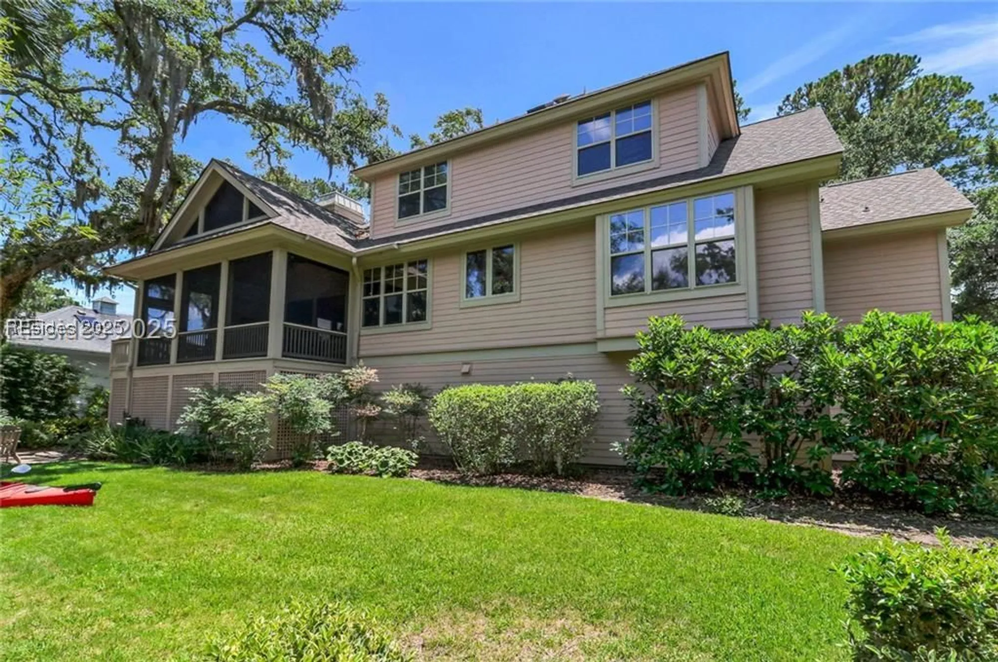 Property Slideshow image 10 of 60 | 5 bayley point ln, Hilton Head Island, SC, 29926