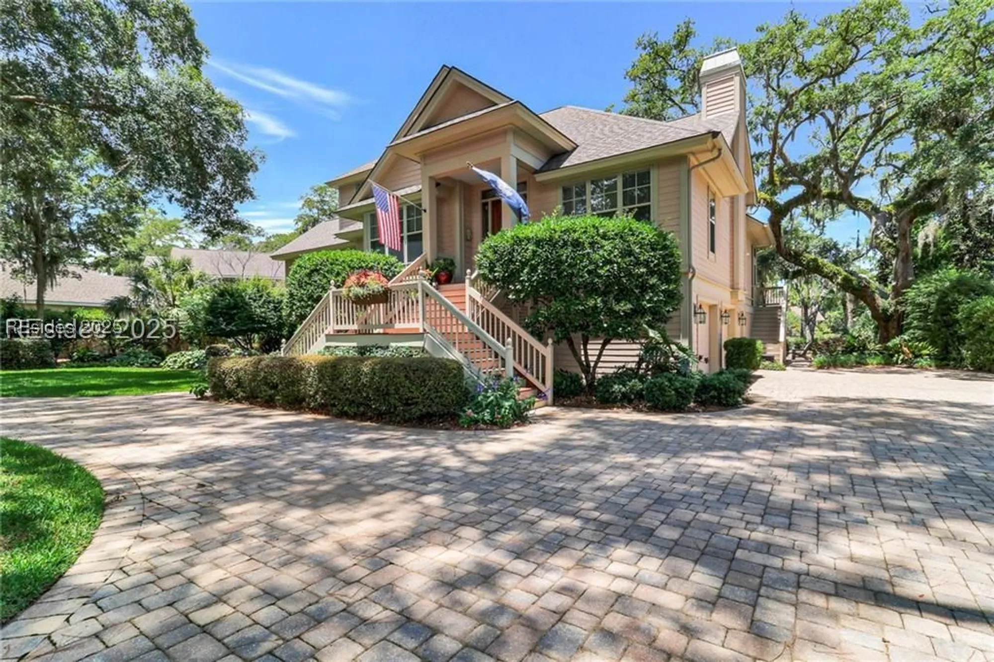 Property Slideshow image 11 of 60 | 5 bayley point ln, Hilton Head Island, SC, 29926