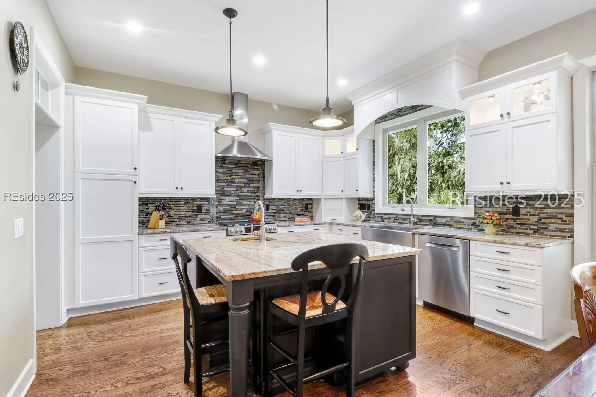 Property Slideshow image 26 of 60 | 5 bayley point ln, Hilton Head Island, SC, 29926