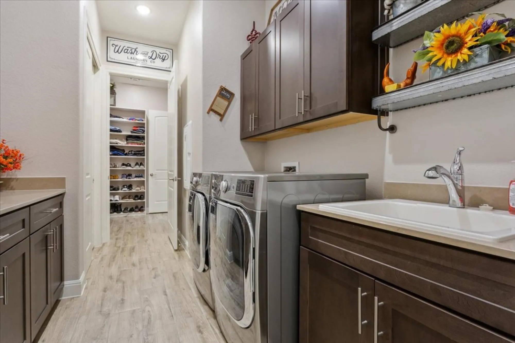 Property Slideshow image 29 of 37 | 202 iron rail ln, Georgetown, TX, 78633