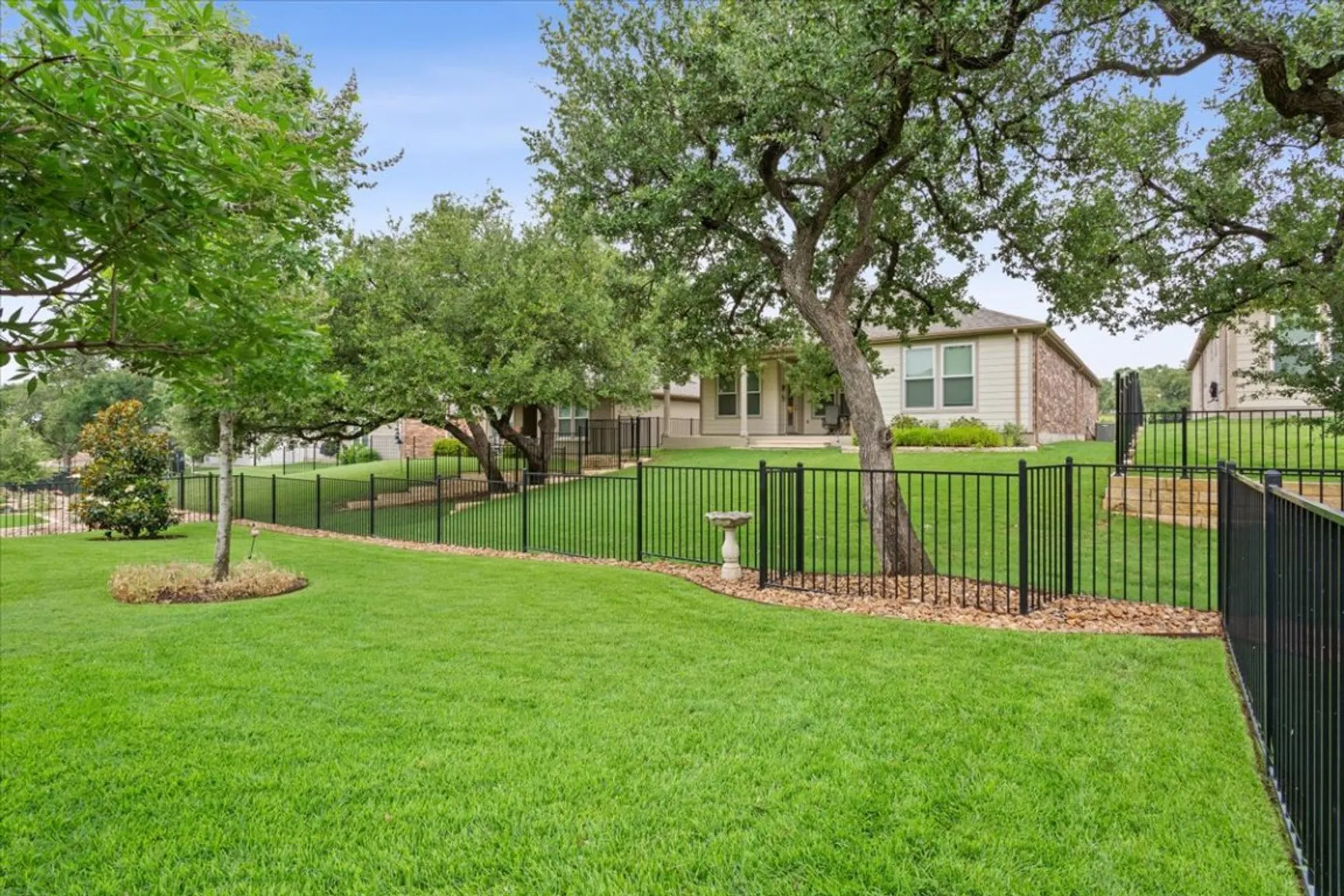 Property Slideshow image 36 of 37 | 202 iron rail ln, Georgetown, TX, 78633