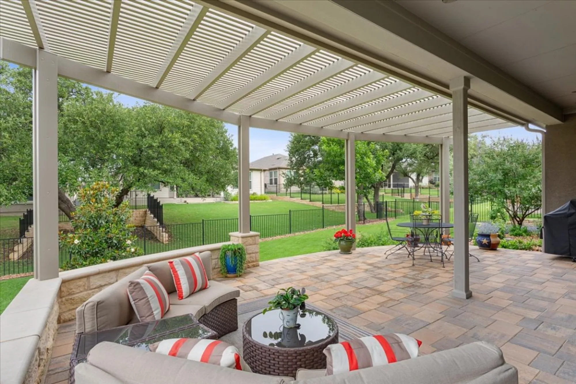 Property Slideshow image 33 of 37 | 202 iron rail ln, Georgetown, TX, 78633