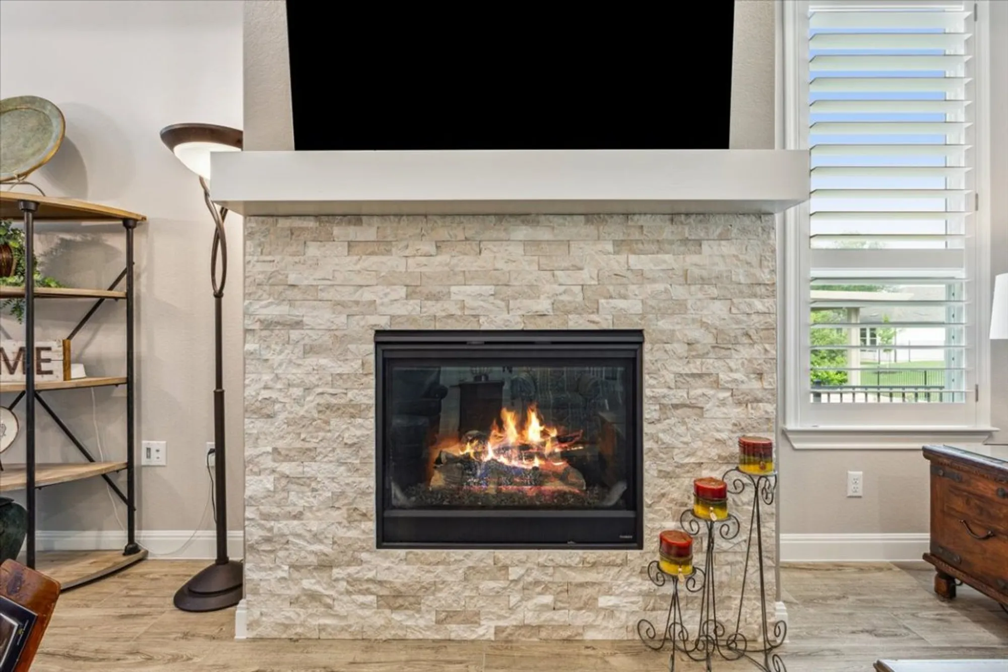 Property Slideshow image 9 of 37 | 202 iron rail ln, Georgetown, TX, 78633