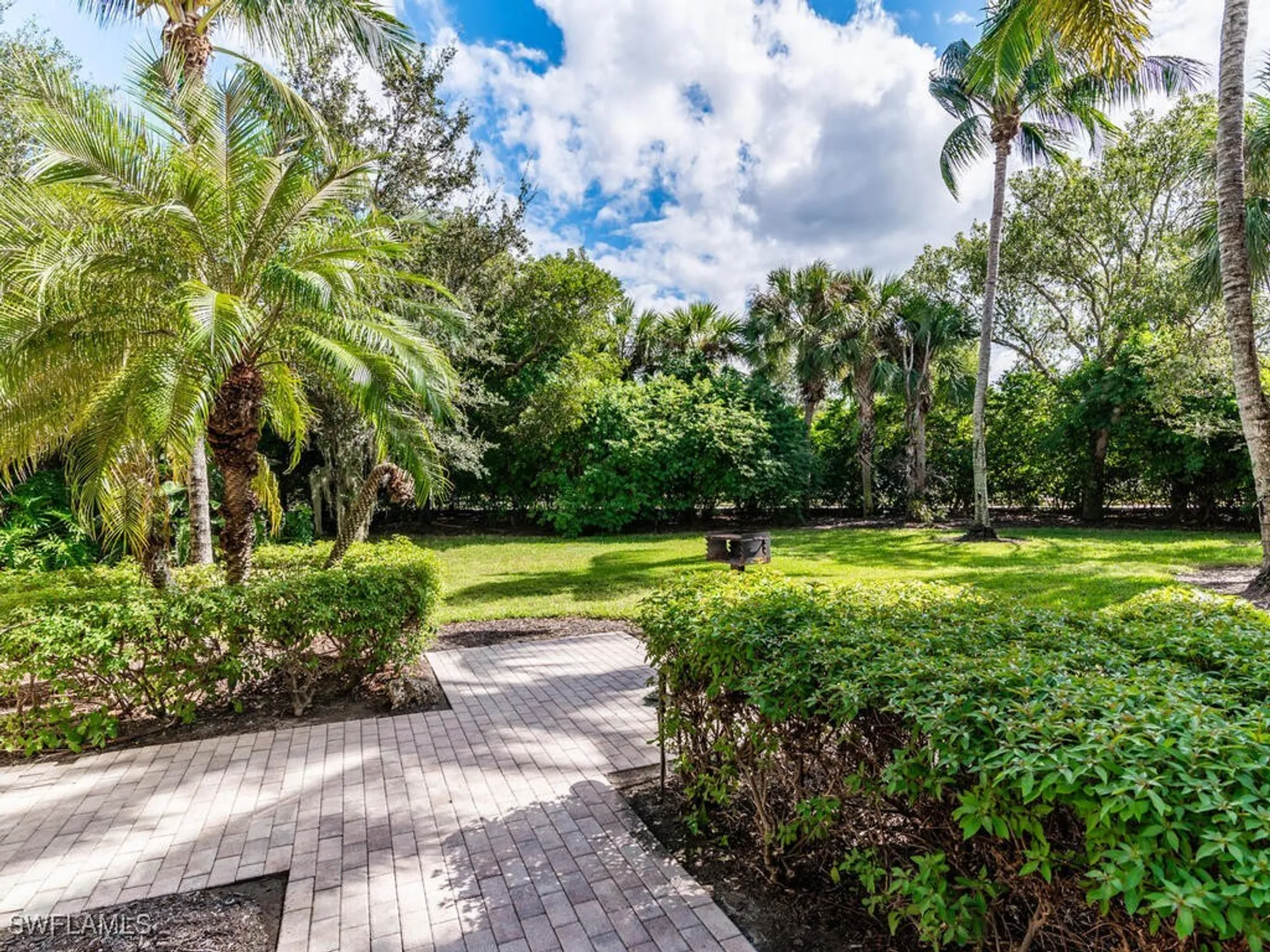 Property Slideshow image 23 of 33 | 9146 chula vista st unit 12905, Naples, FL, 34113