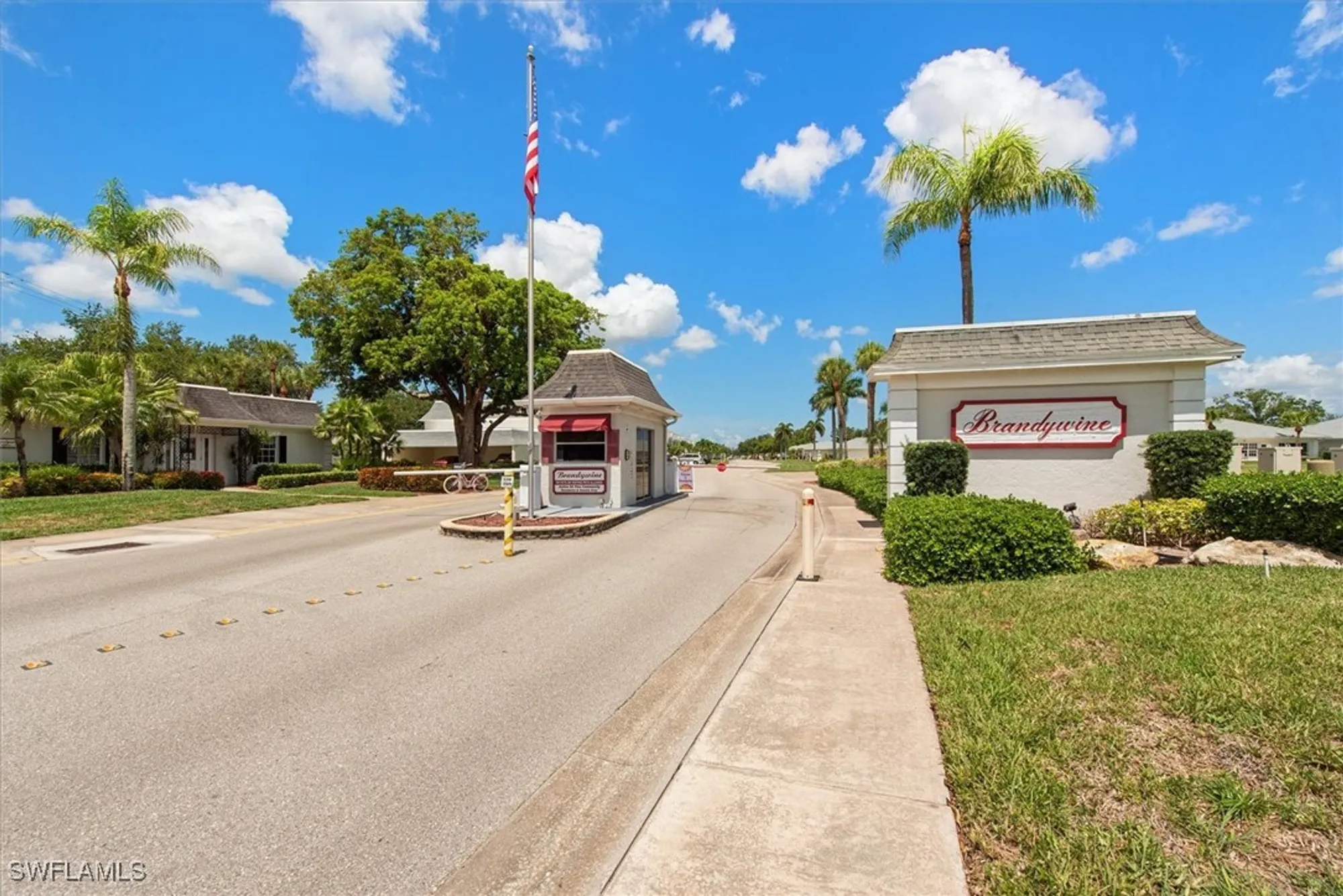 Property Slideshow image 29 of 32 | 1207 arcola dr, Fort Myers, FL, 33919