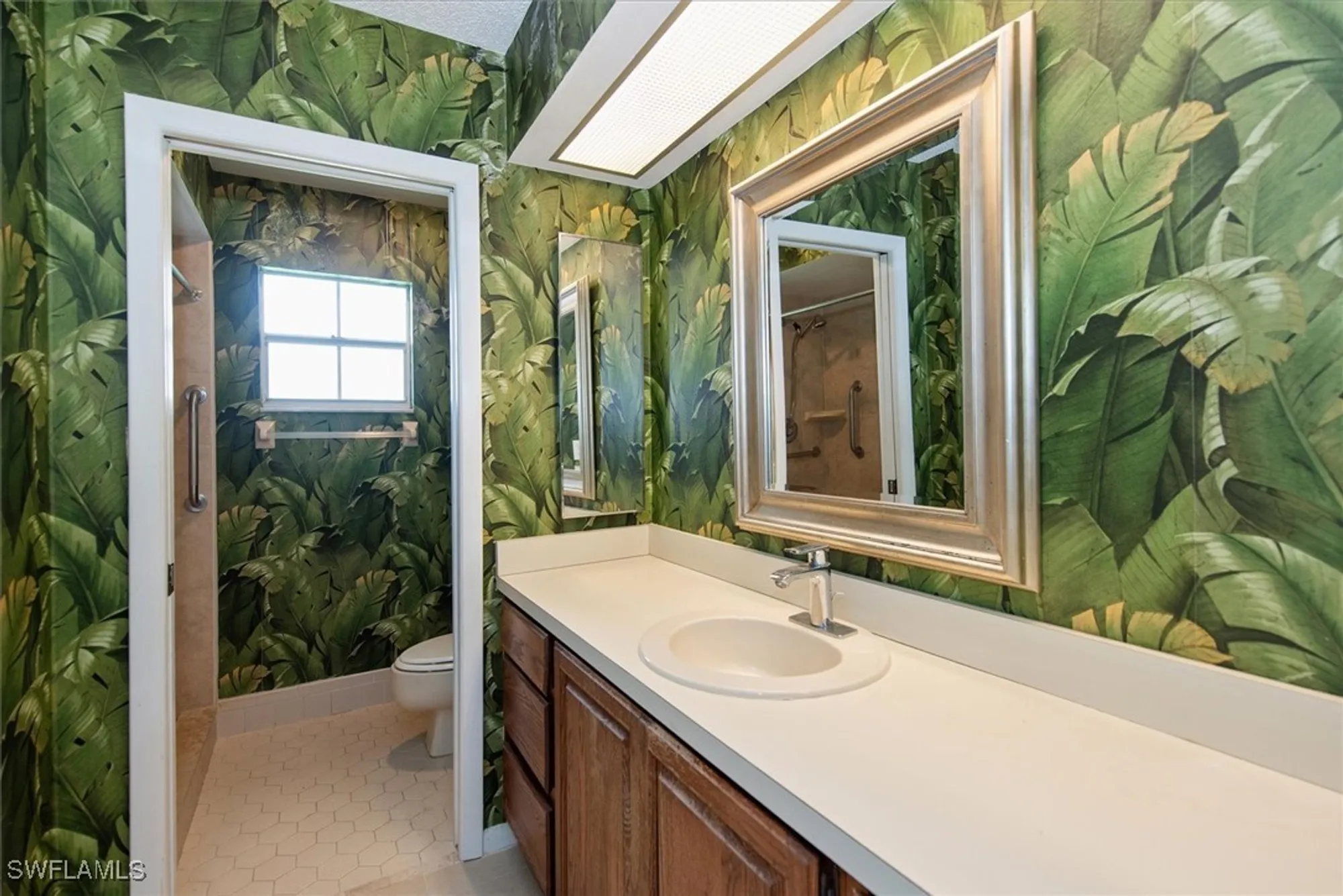 Property Slideshow image 22 of 32 | 1207 arcola dr, Fort Myers, FL, 33919