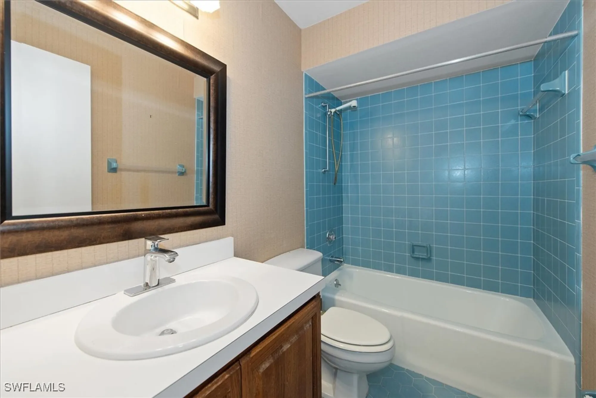 Property Slideshow image 23 of 32 | 1207 arcola dr, Fort Myers, FL, 33919