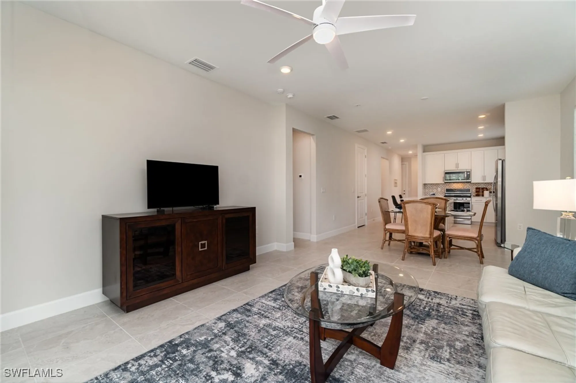 Property Slideshow image 11 of 33 | 7048 chapel creek ln, North Fort Myers, FL, 33917
