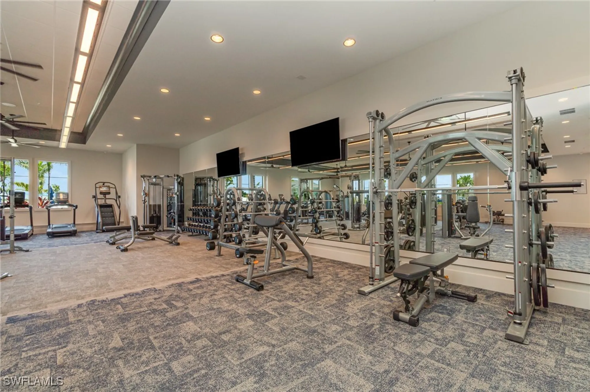 Property Slideshow image 27 of 33 | 7048 chapel creek ln, North Fort Myers, FL, 33917