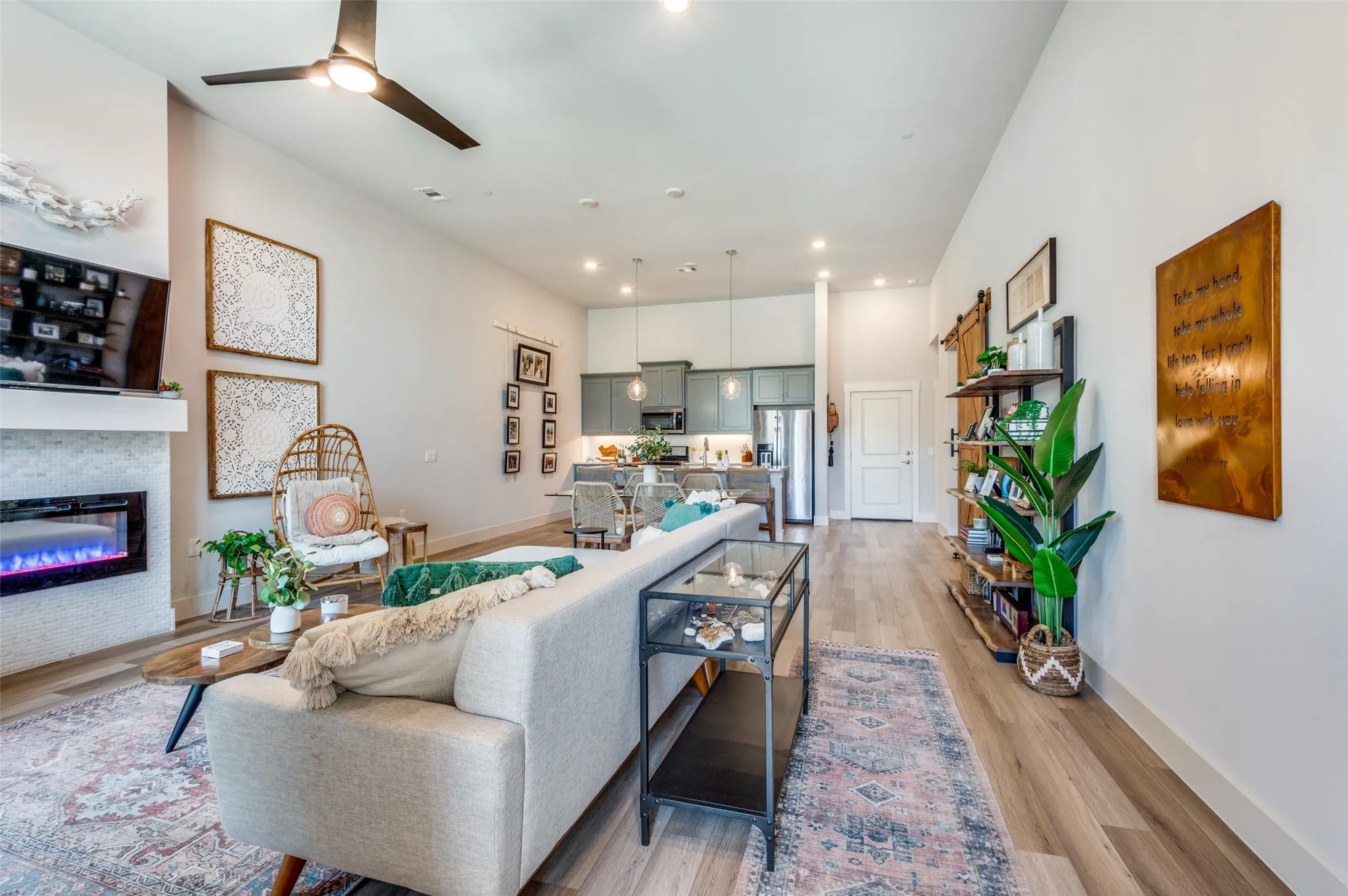 Property Slideshow image 10 of 31 | 7220 calistoga ln, Grand Prairie, TX, 75054