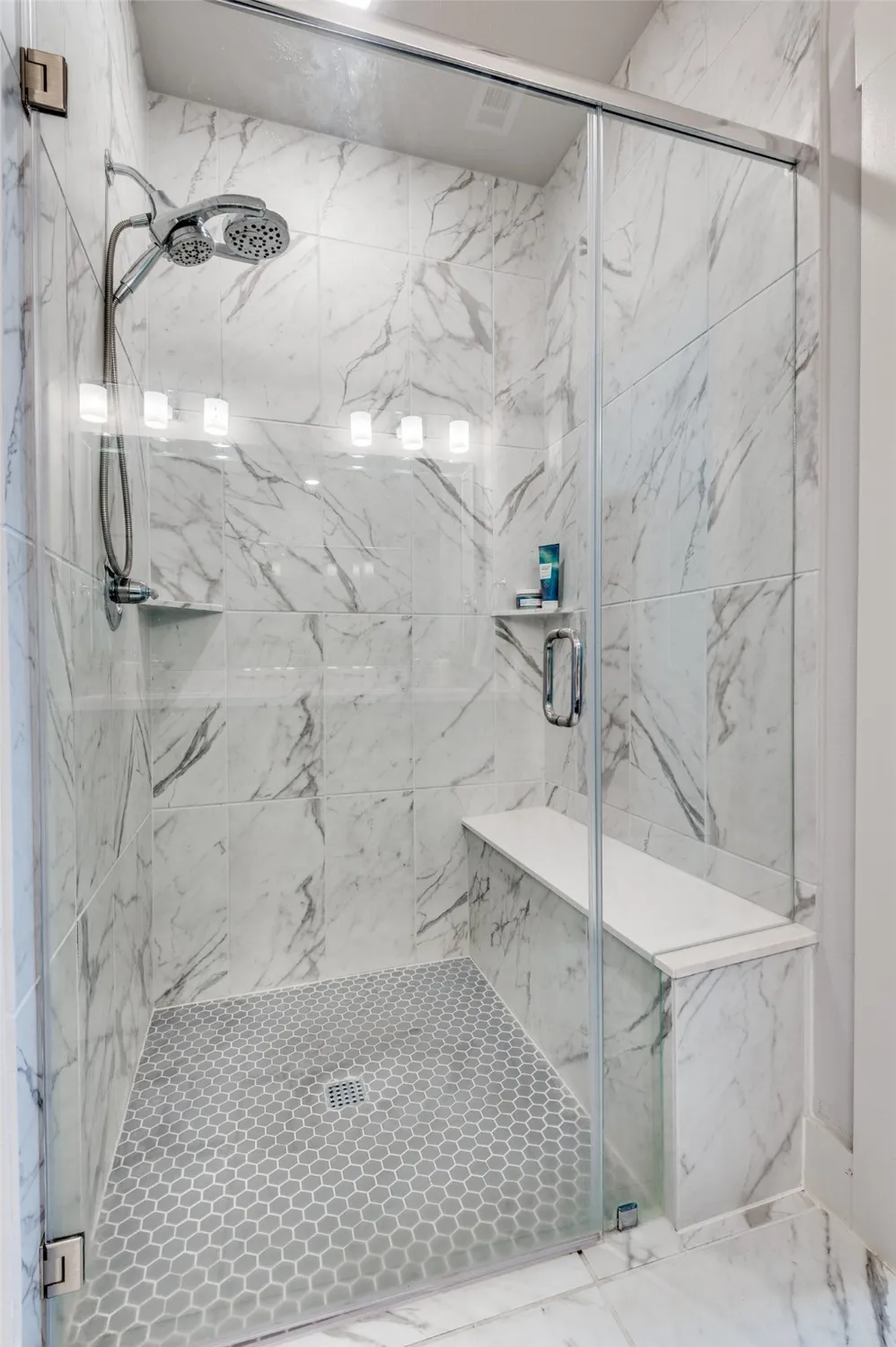 Property Slideshow image 22 of 31 | 7220 calistoga ln, Grand Prairie, TX, 75054