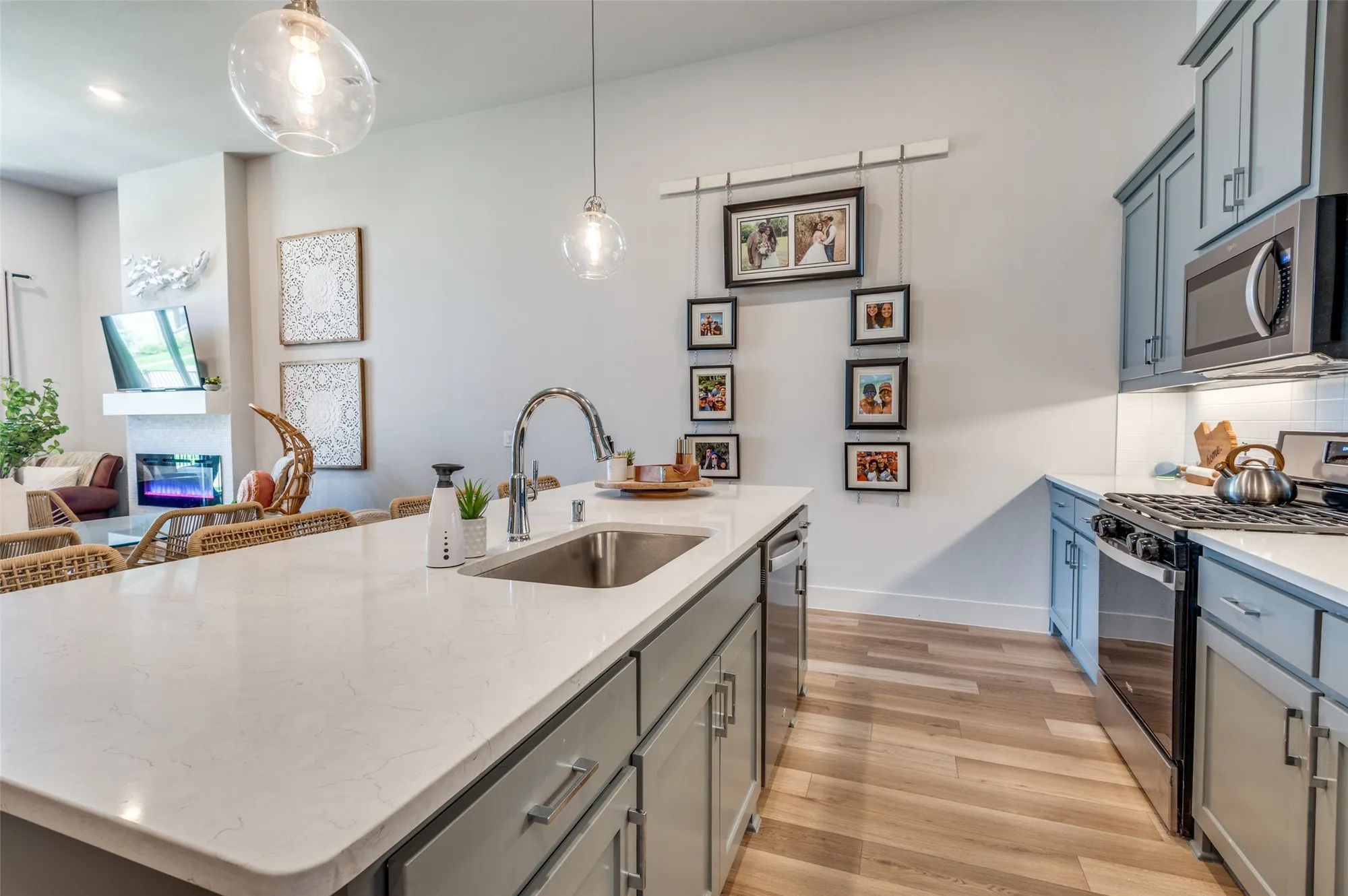 Property Slideshow image 5 of 31 | 7220 calistoga ln, Grand Prairie, TX, 75054