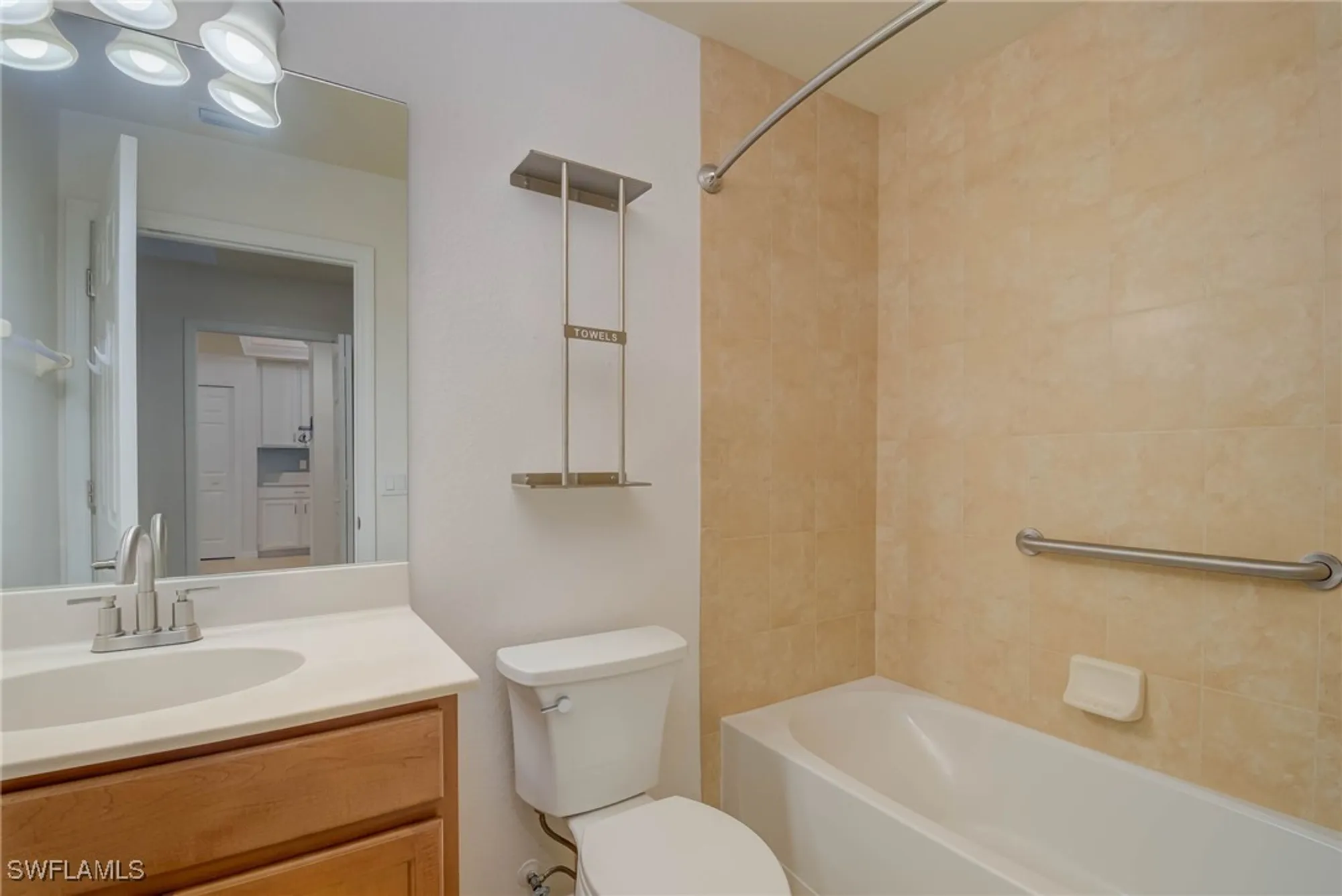Property Slideshow image 19 of 41 | 10316 heritage bay blvd unit 2712, Naples, FL, 34120