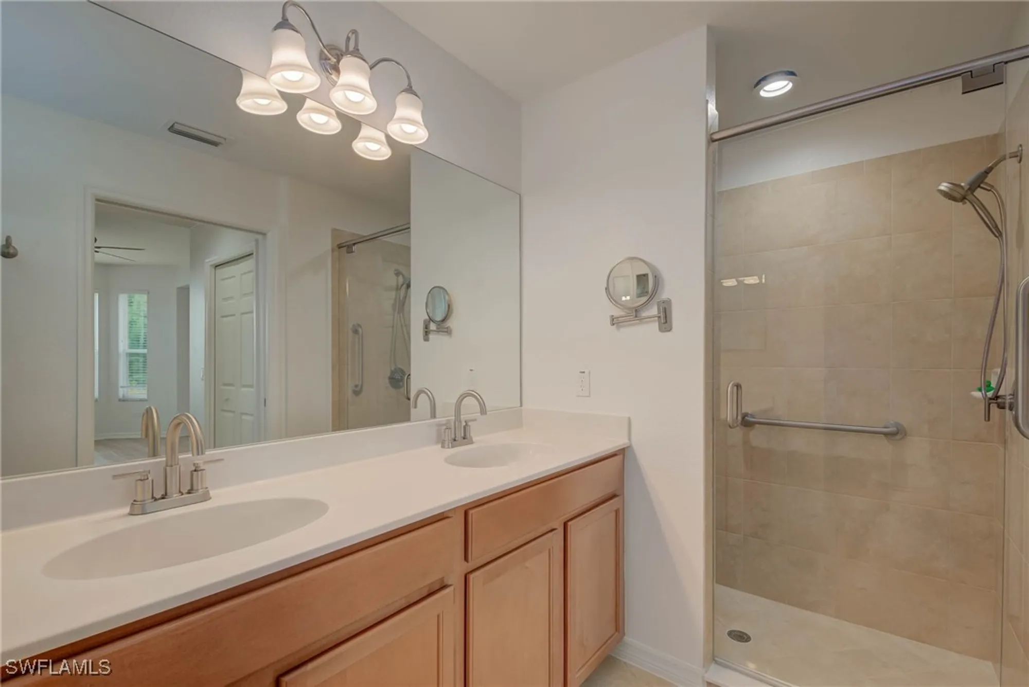 Property Slideshow image 13 of 41 | 10316 heritage bay blvd unit 2712, Naples, FL, 34120