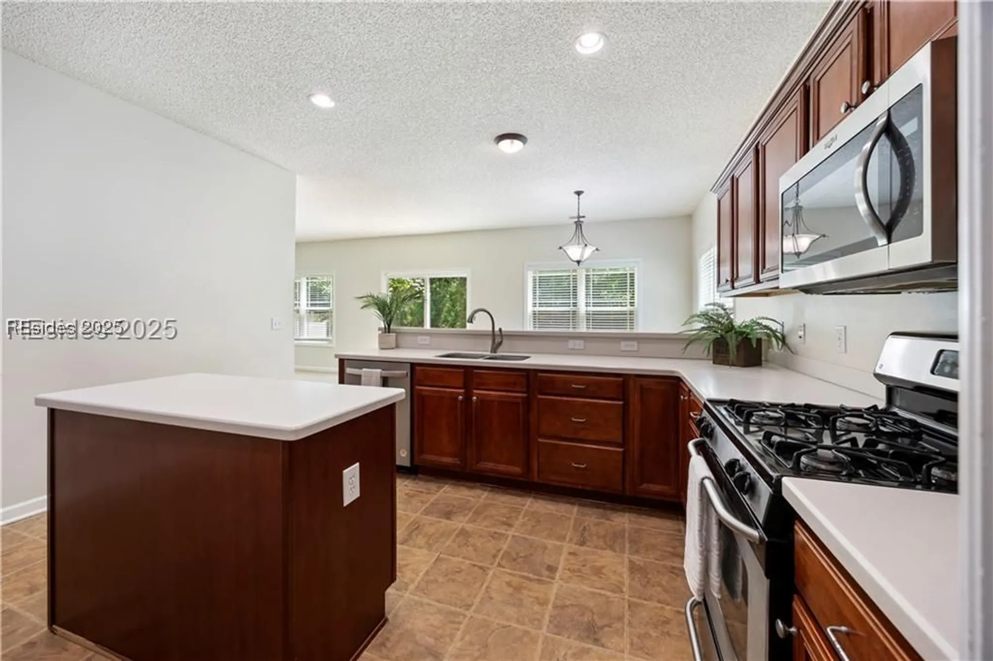 Property Slideshow image 9 of 42 | 22 beaumont ct, Bluffton, SC, 29910