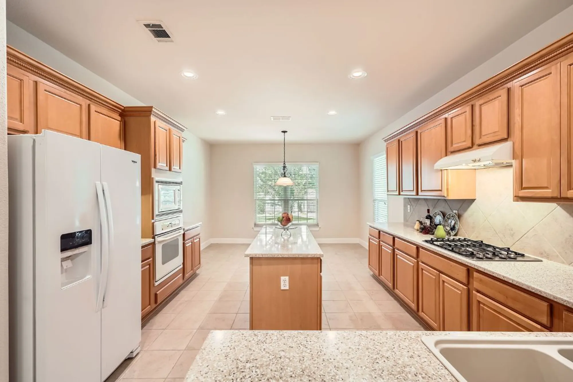 Property Slideshow image 10 of 20 | 510 dove hollow trl, Georgetown, TX, 78633