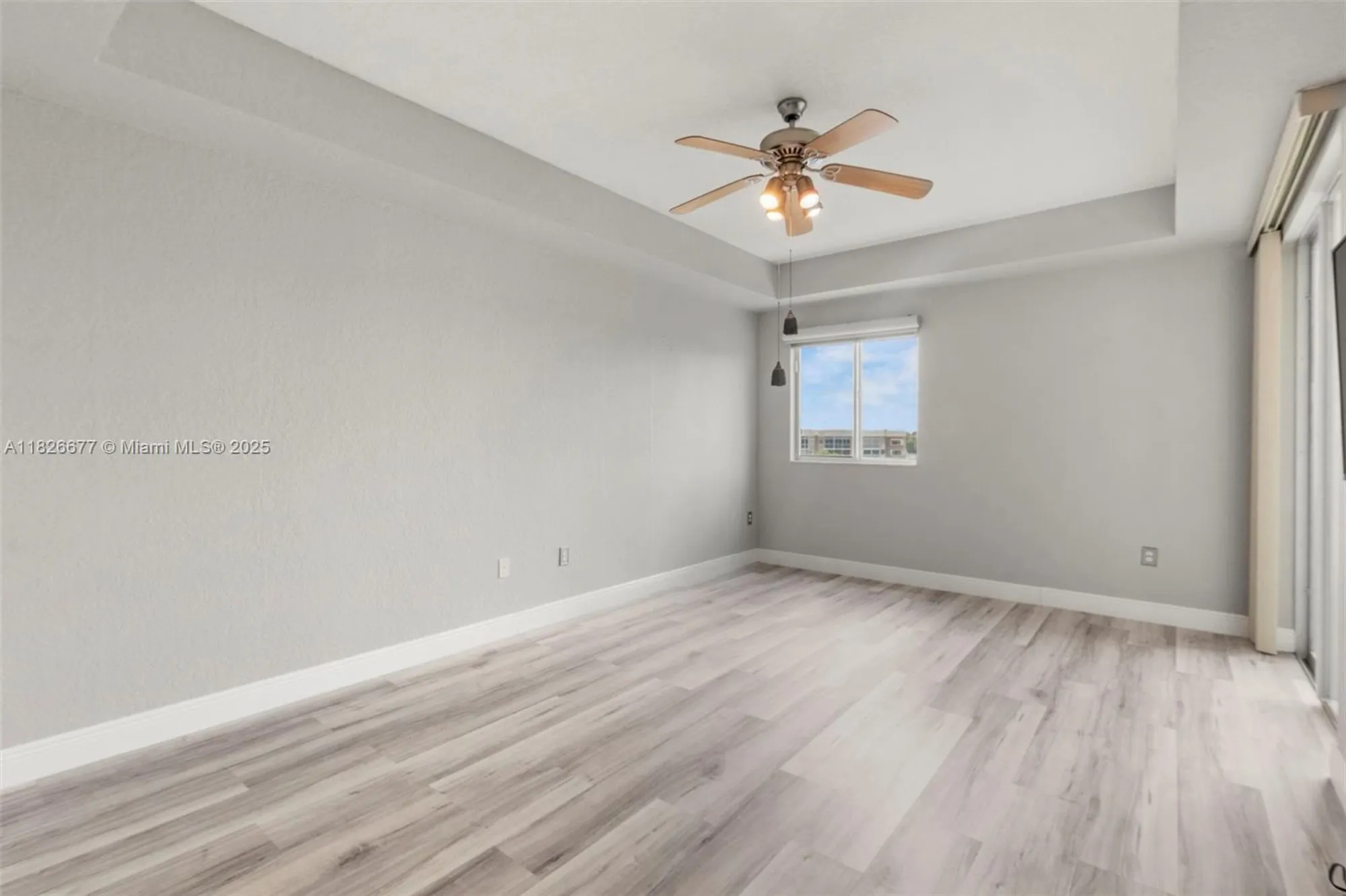 Property Slideshow image 15 of 31 | 7727 southampton ter 412, Tamarac, FL, 33321