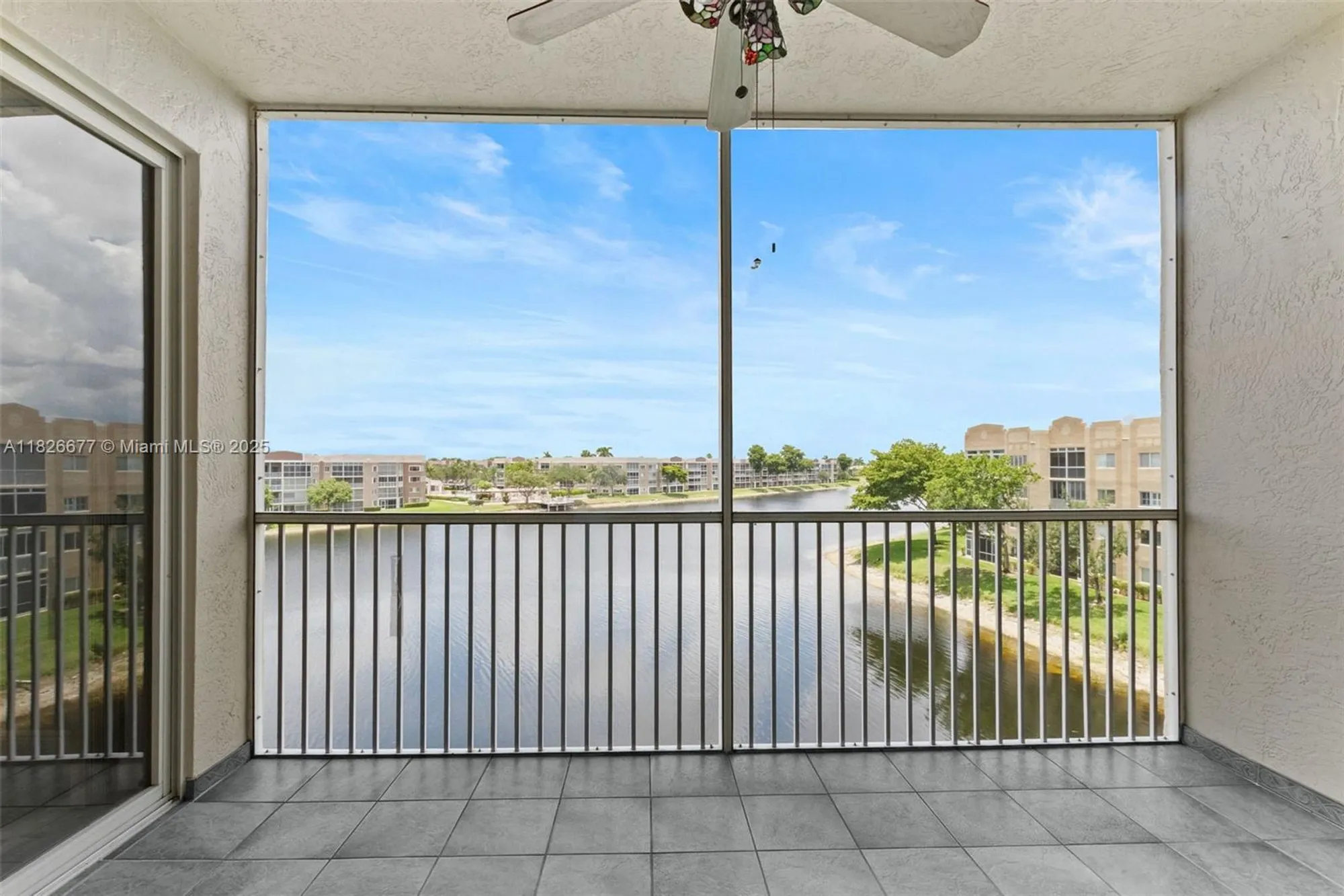 Property Slideshow image 10 of 31 | 7727 southampton ter 412, Tamarac, FL, 33321