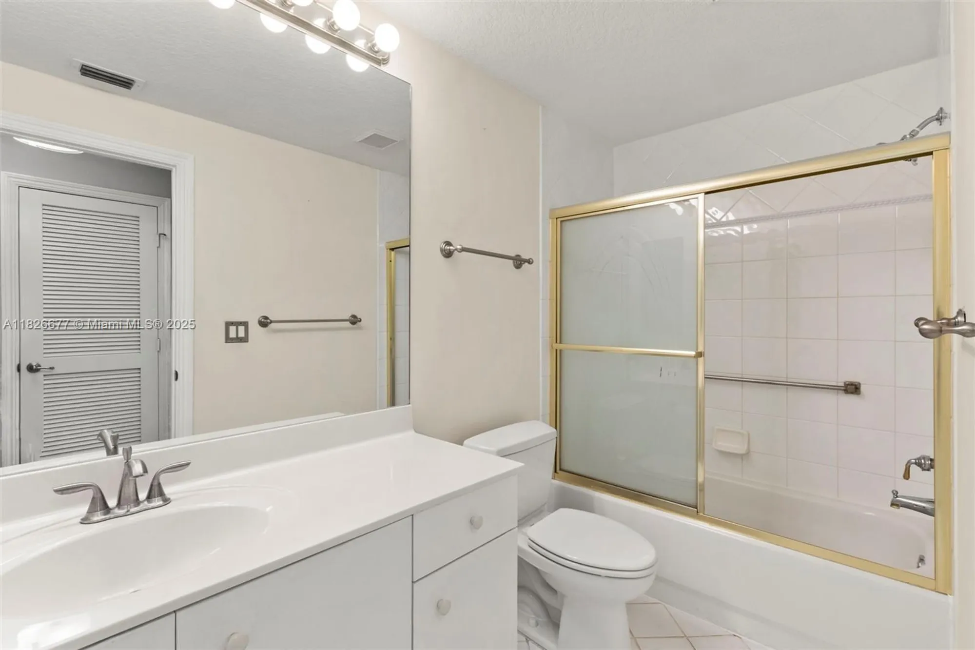 Property Slideshow image 25 of 31 | 7727 southampton ter 412, Tamarac, FL, 33321