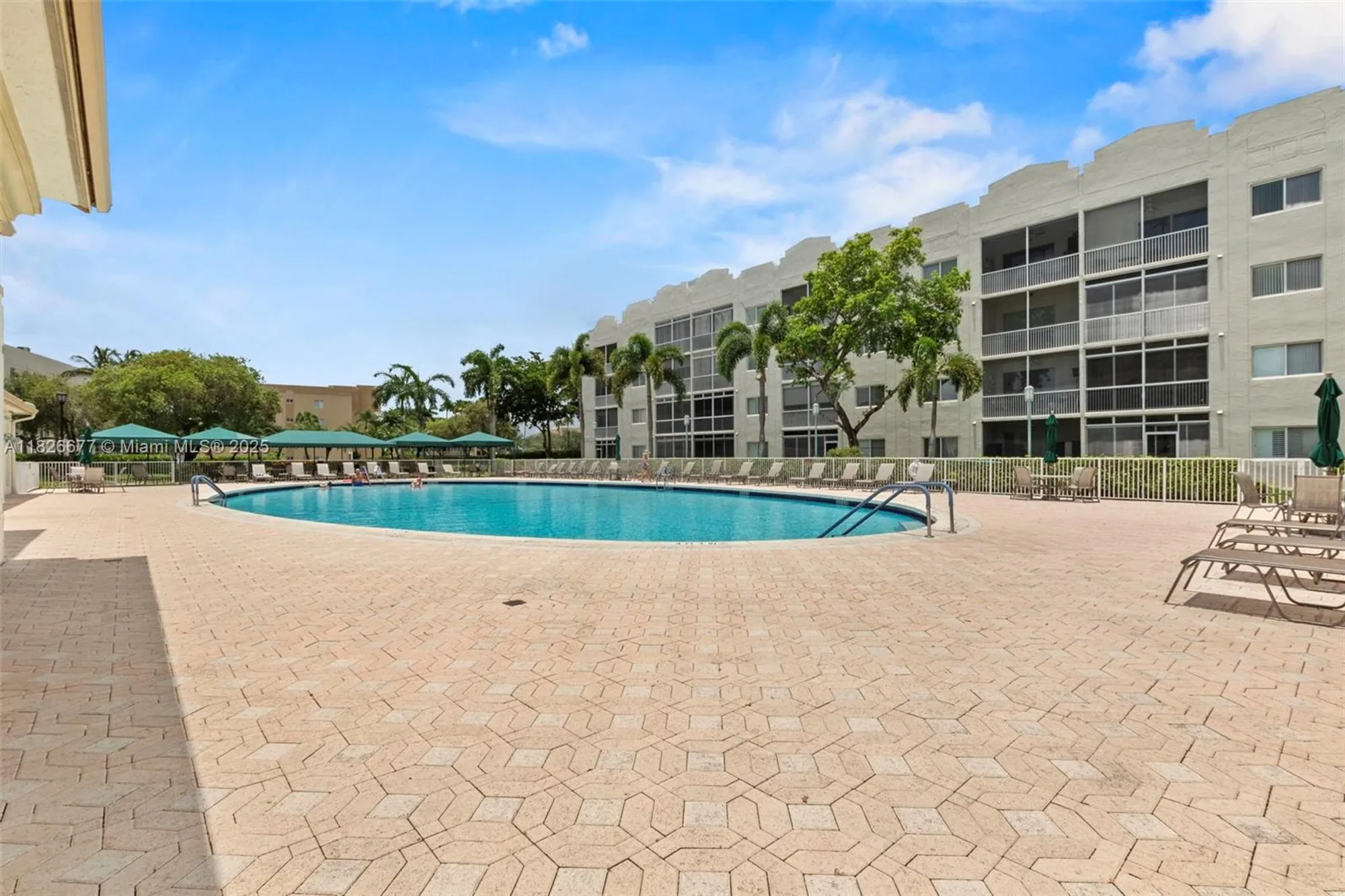 Property Slideshow image 29 of 31 | 7727 southampton ter 412, Tamarac, FL, 33321