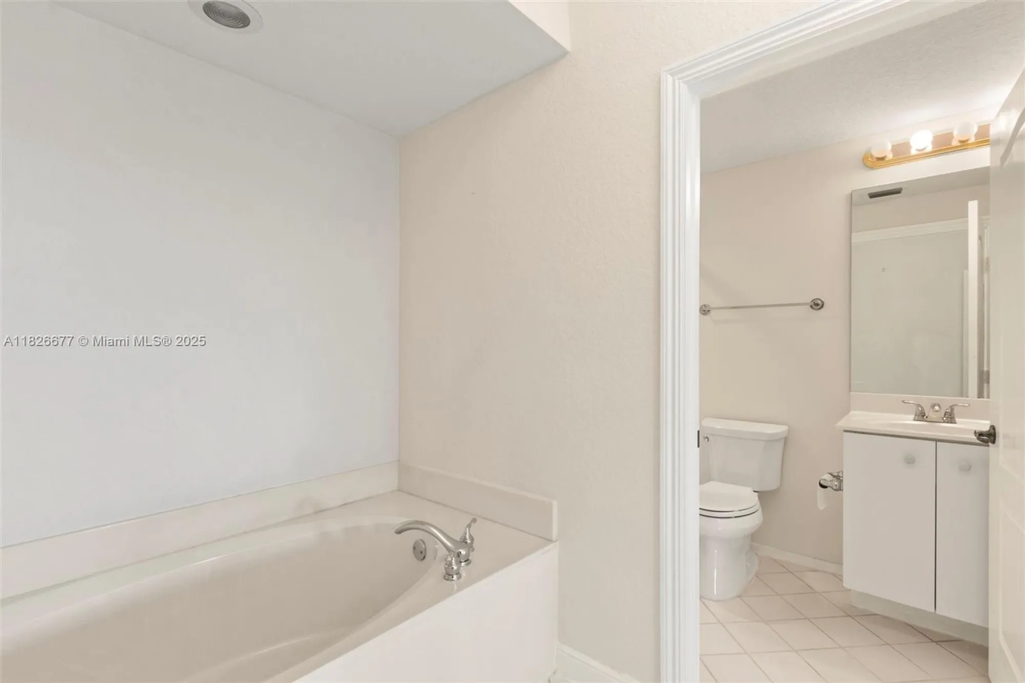 Property Slideshow image 22 of 31 | 7727 southampton ter 412, Tamarac, FL, 33321