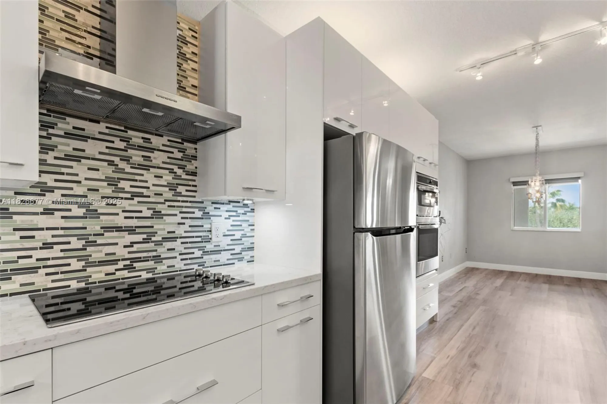 Property Slideshow image 7 of 31 | 7727 southampton ter 412, Tamarac, FL, 33321