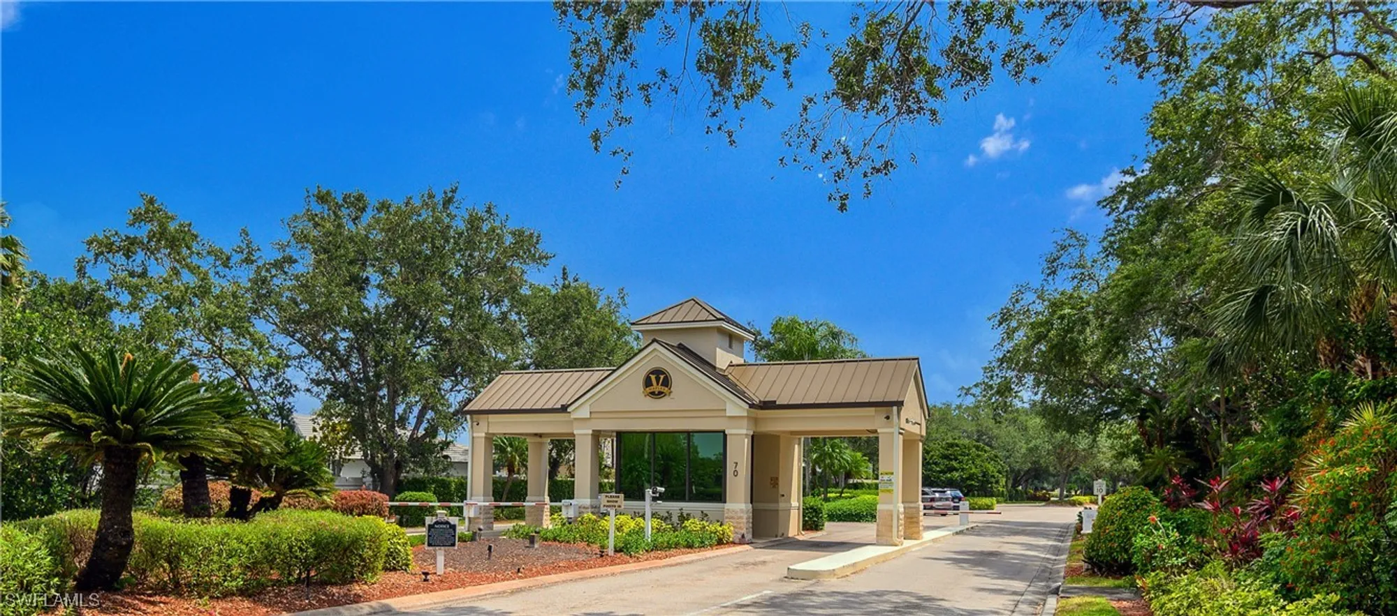 Property Slideshow image 29 of 33 | 151 vista ln, Naples, FL, 34119