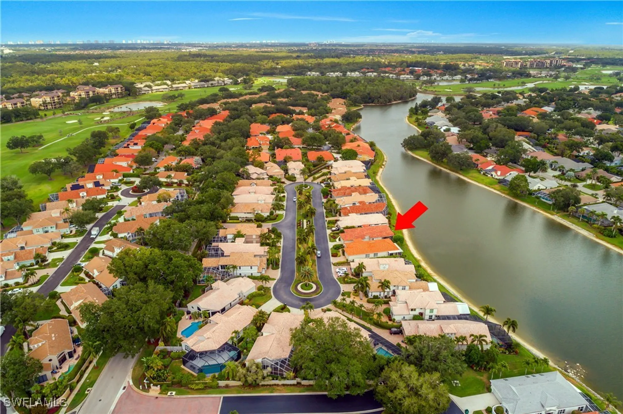Property Slideshow image 2 of 33 | 151 vista ln, Naples, FL, 34119