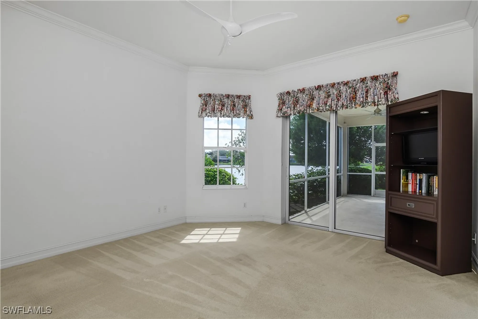 Property Slideshow image 20 of 33 | 151 vista ln, Naples, FL, 34119