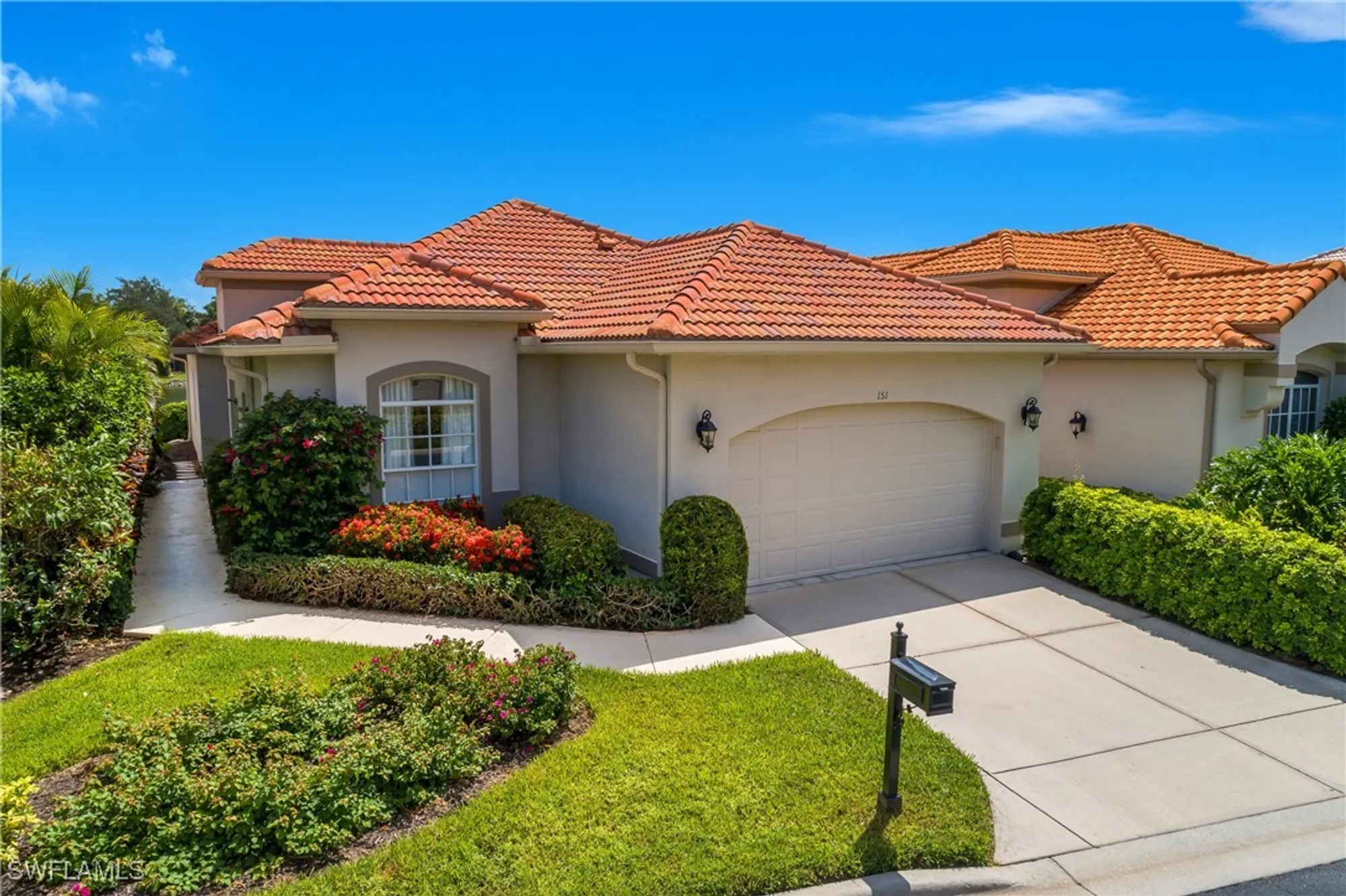Property Slideshow image 7 of 33 | 151 vista ln, Naples, FL, 34119