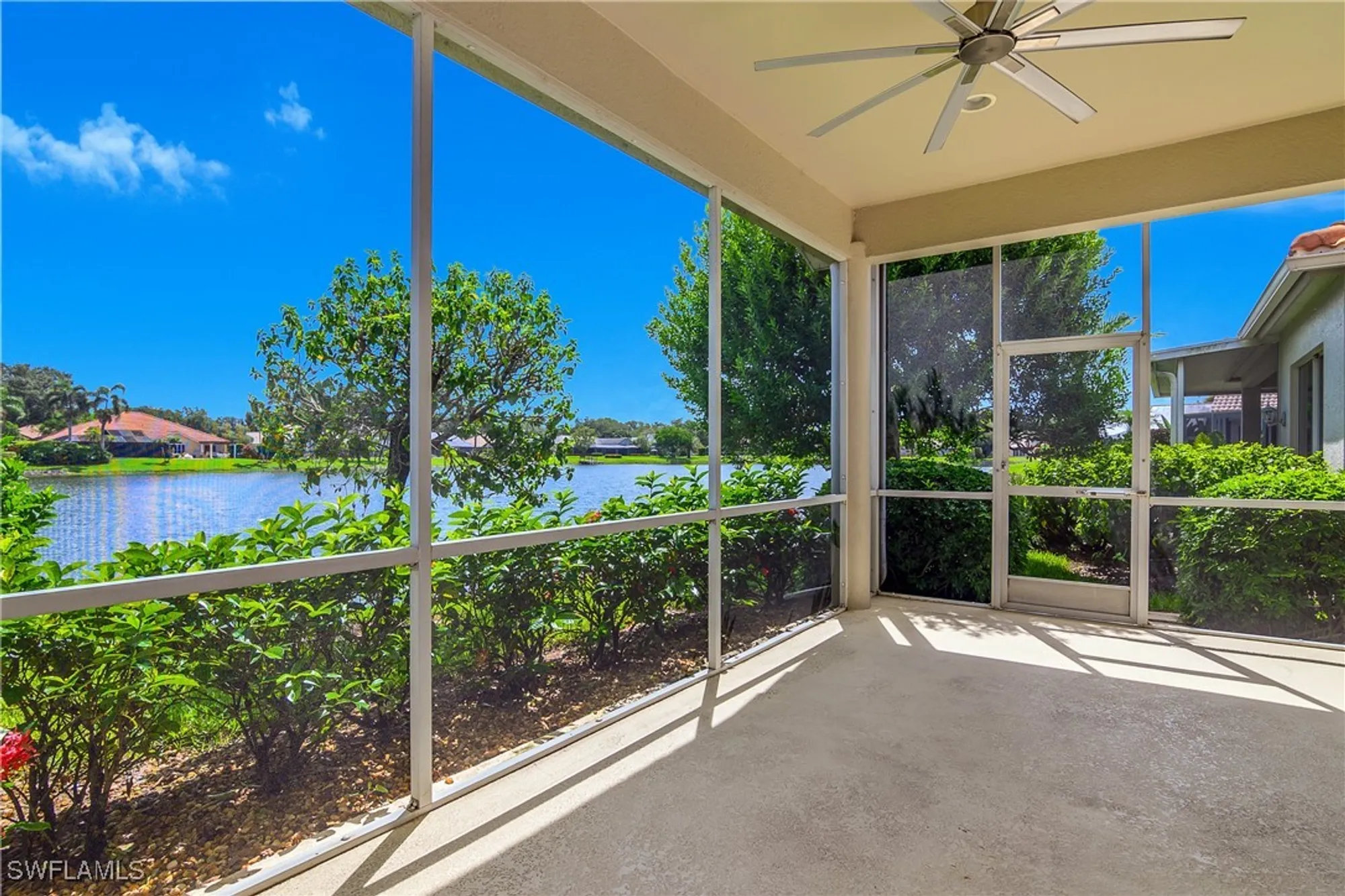 Property Slideshow image 9 of 33 | 151 vista ln, Naples, FL, 34119