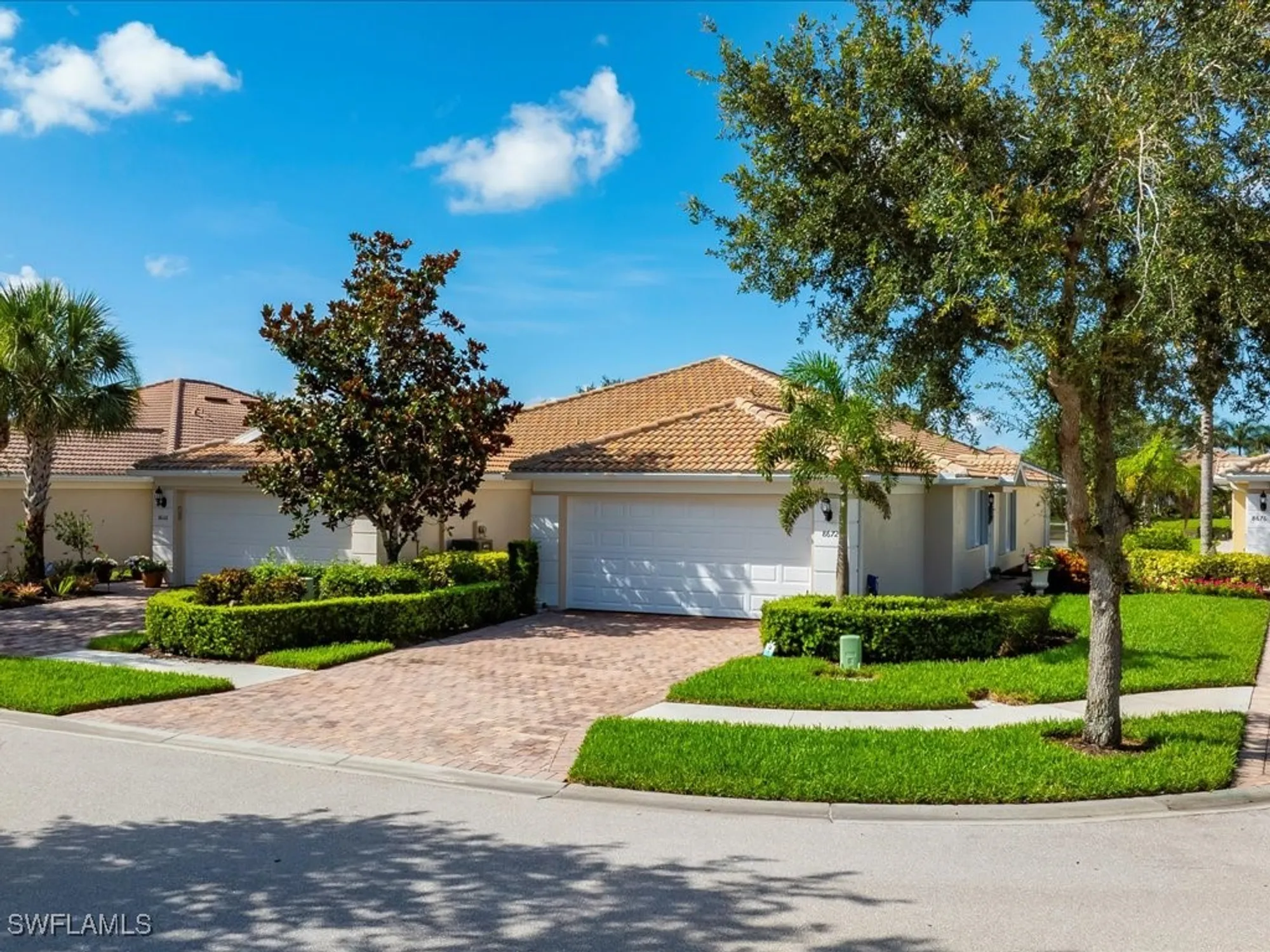 Property Slideshow image 2 of 35 | 8672 genova ct, Naples, FL, 34114