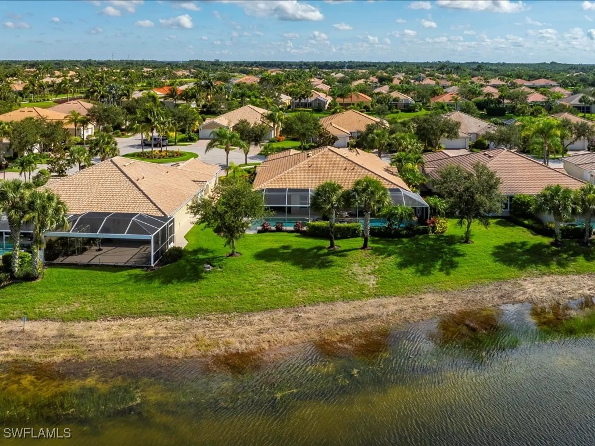 Property Slideshow image 21 of 35 | 8672 genova ct, Naples, FL, 34114