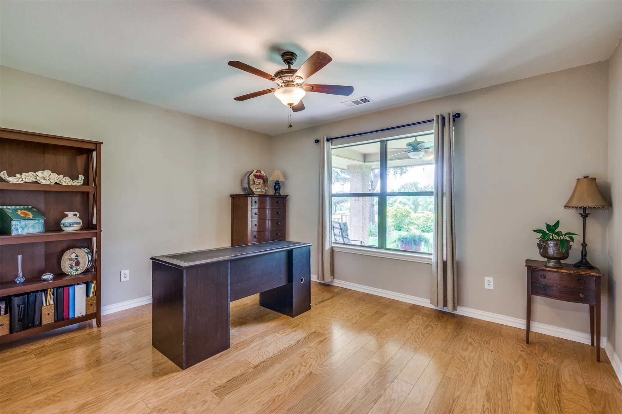 Property Slideshow image 12 of 30 | 9608 callaway ct, Denton, TX, 76207
