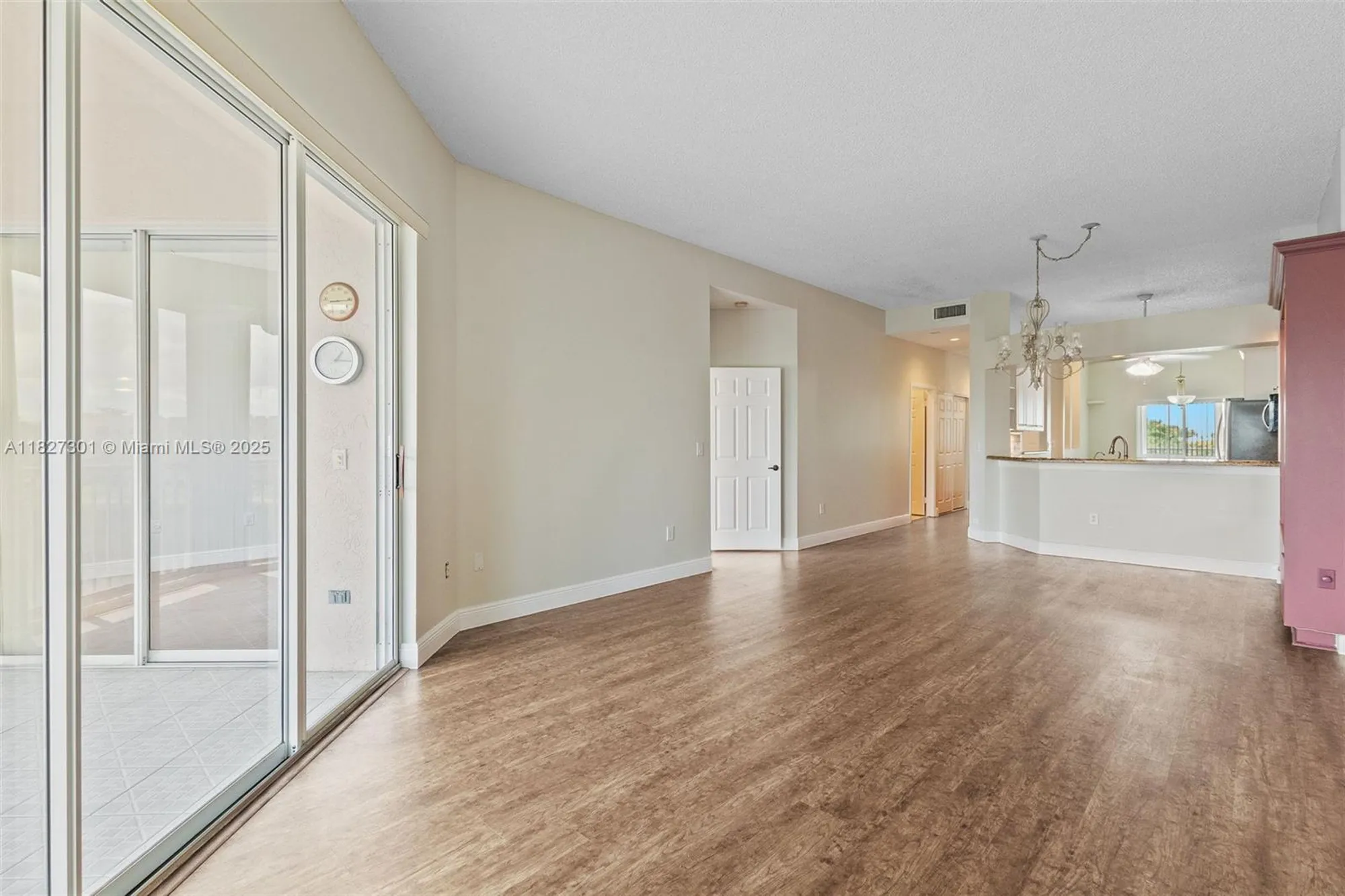 Property Slideshow image 11 of 25 | 7592 granville dr 411, Tamarac, FL, 33321