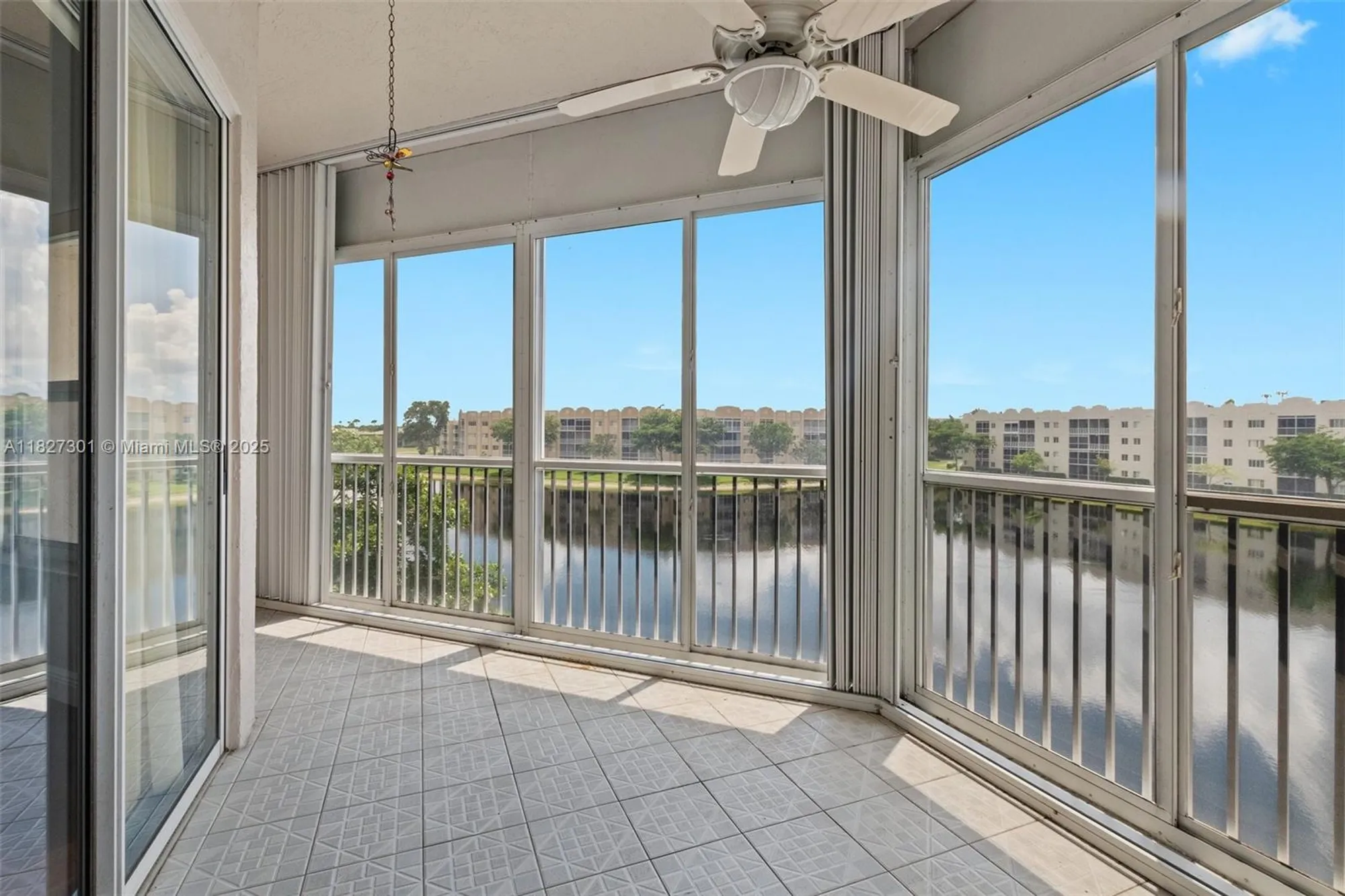 Property Slideshow image 12 of 25 | 7592 granville dr 411, Tamarac, FL, 33321