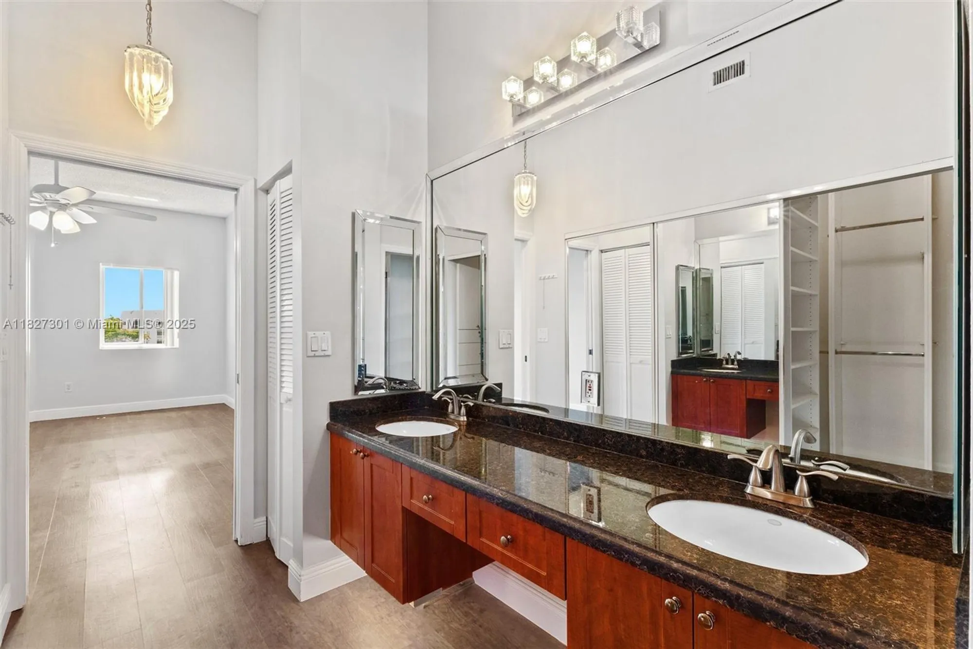 Property Slideshow image 20 of 25 | 7592 granville dr 411, Tamarac, FL, 33321