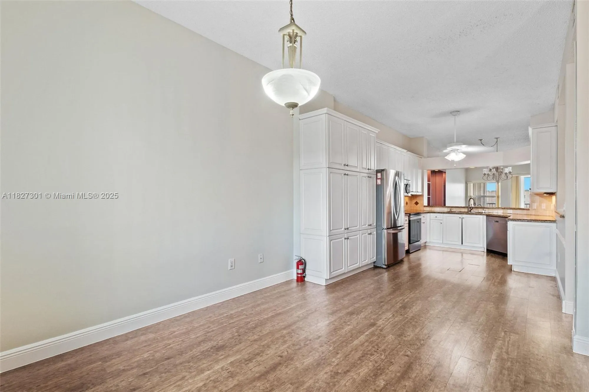 Property Slideshow image 5 of 25 | 7592 granville dr 411, Tamarac, FL, 33321