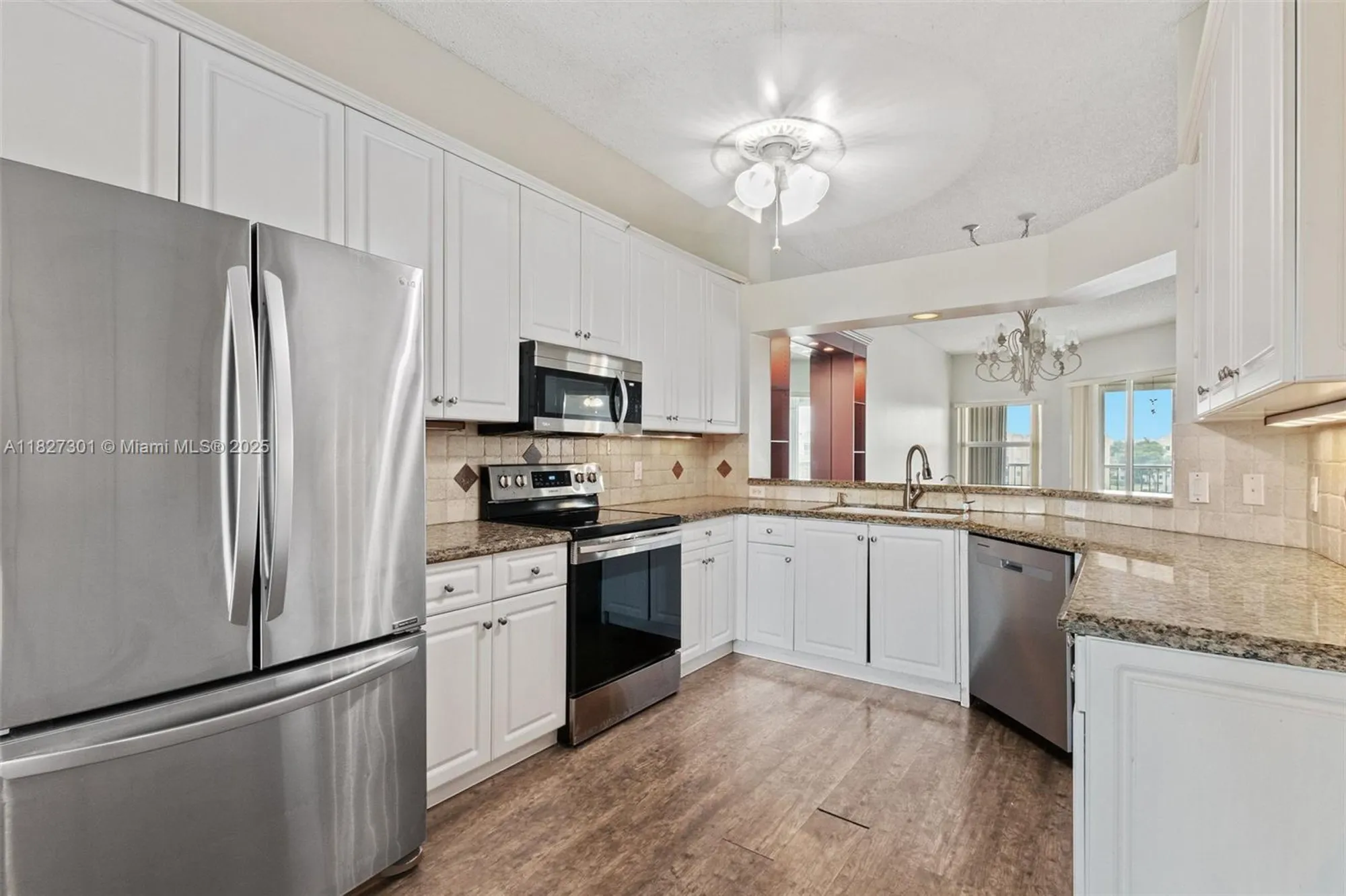 Property Slideshow image 7 of 25 | 7592 granville dr 411, Tamarac, FL, 33321