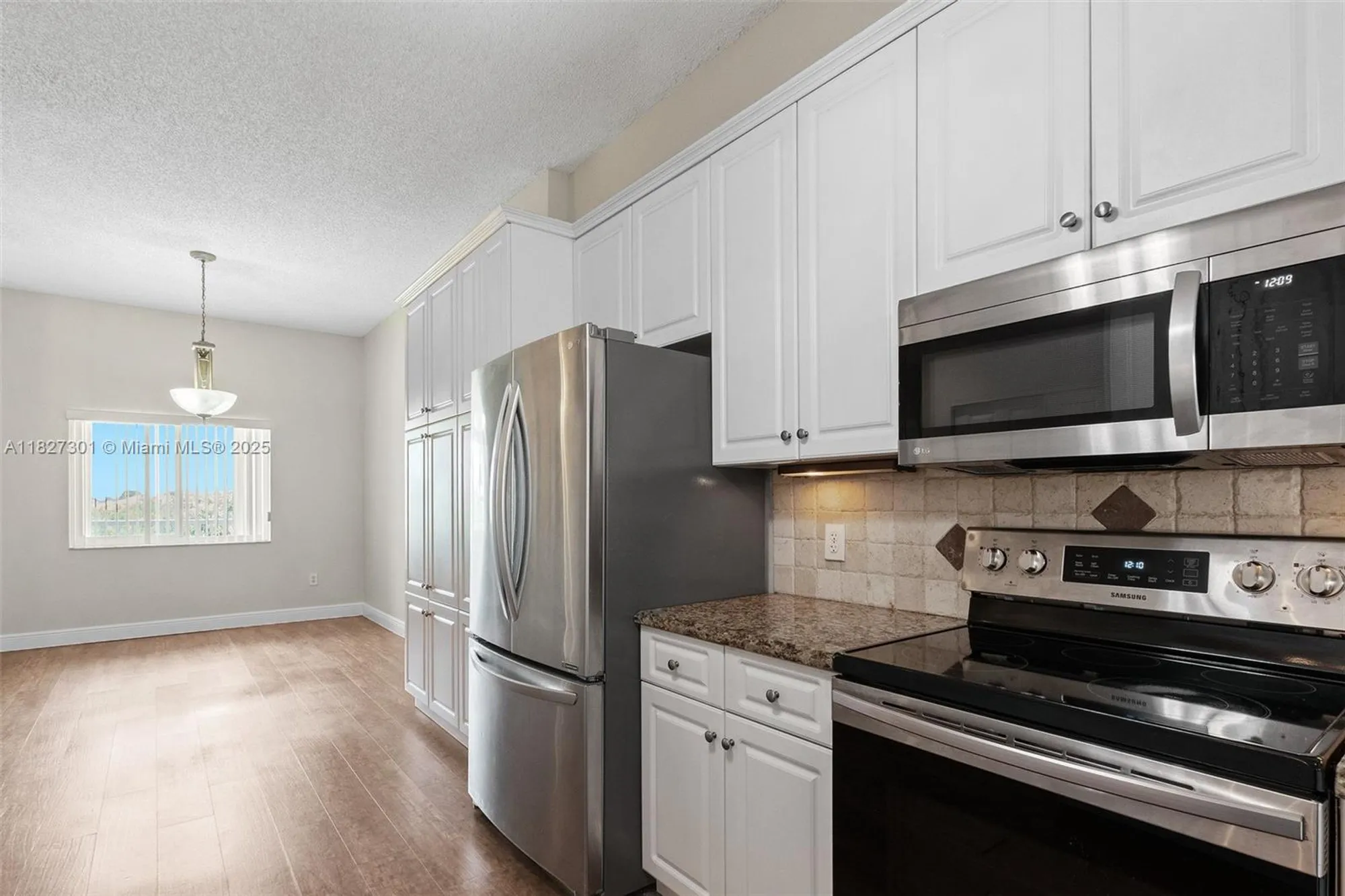 Property Slideshow image 8 of 25 | 7592 granville dr 411, Tamarac, FL, 33321