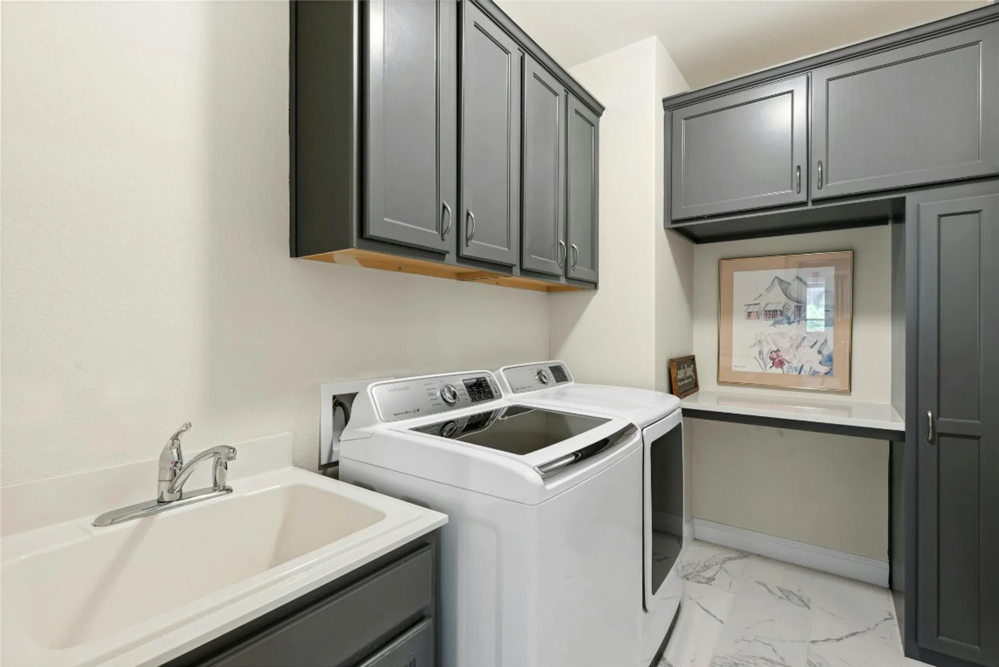 Property Slideshow image 27 of 35 | 205 cypress springs way, Georgetown, TX, 78633