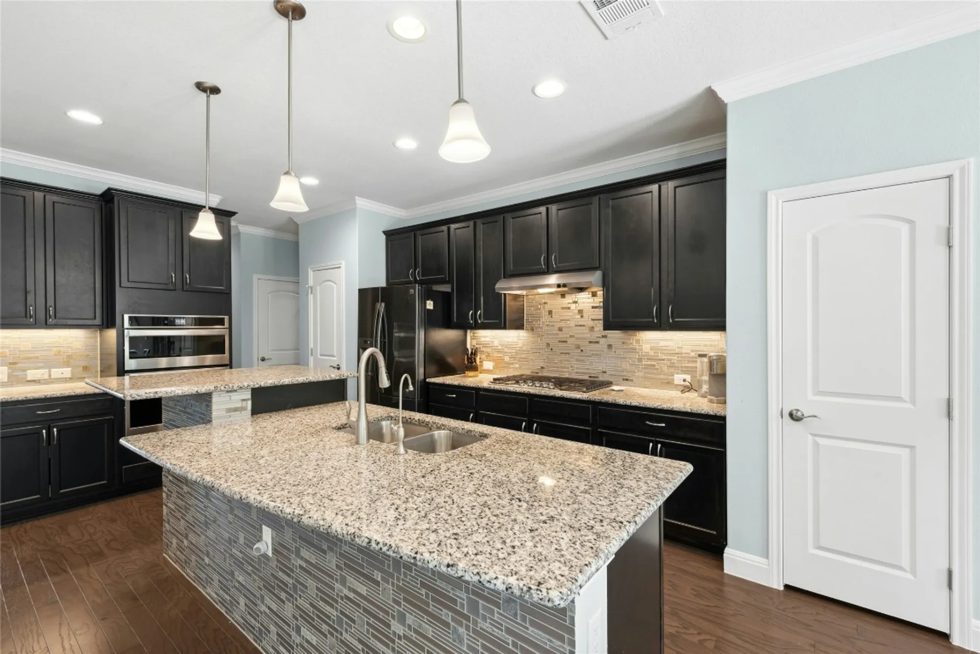 Property Slideshow image 7 of 35 | 205 cypress springs way, Georgetown, TX, 78633