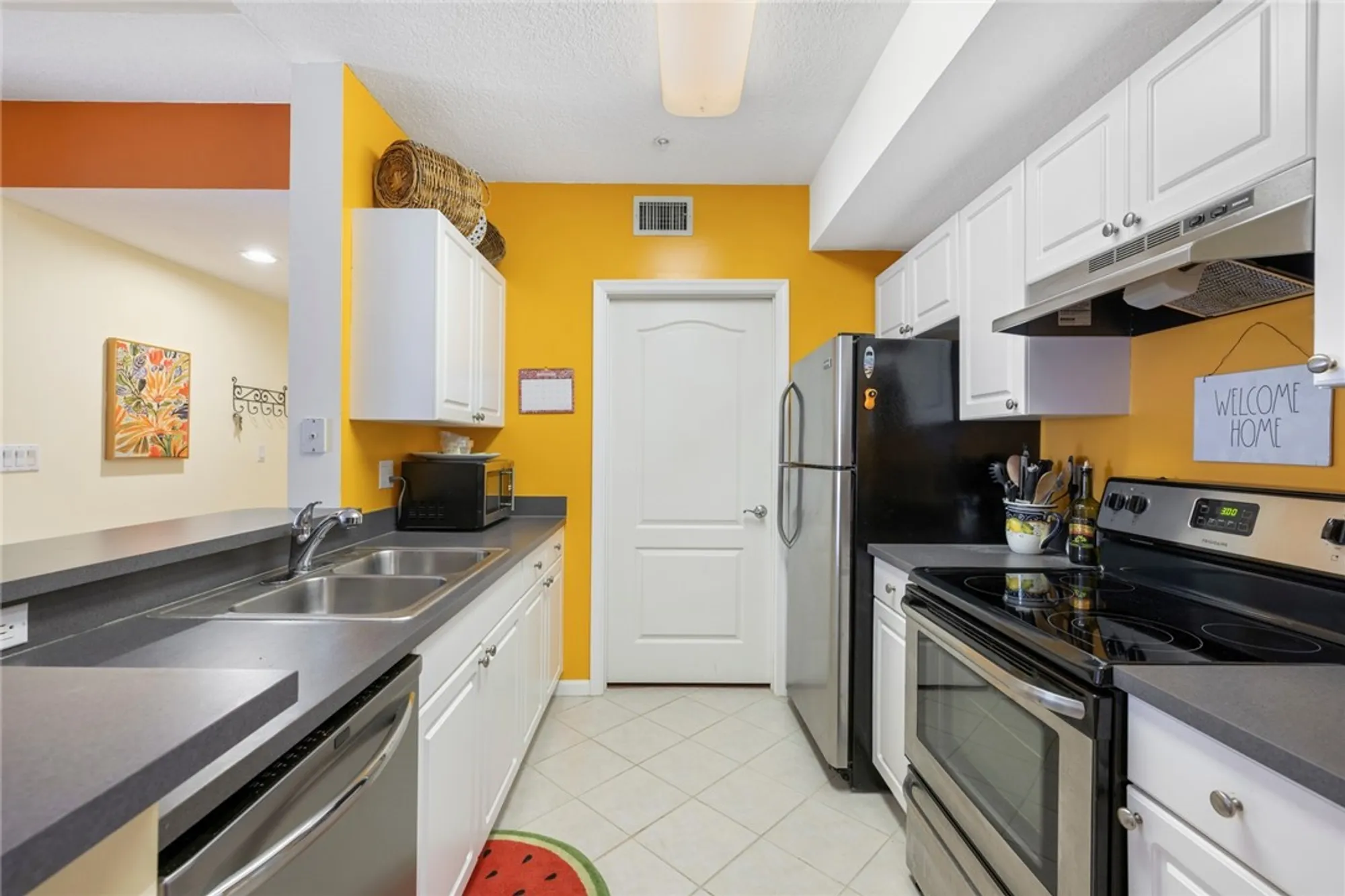 Property Slideshow image 12 of 35 | 5095 fairways cir apt i304, Vero Beach, FL, 32967